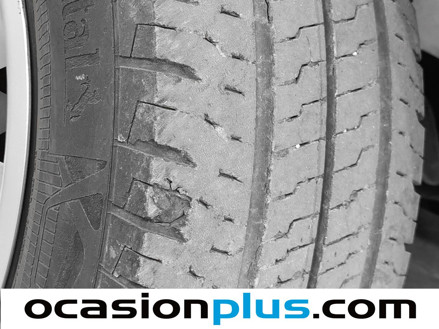 Foto Ford Transit Ford Transit Furgon 350 MHEV L2H2 Trend FWD (130 CV)