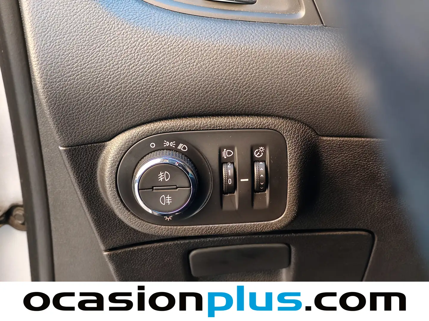 Foto Opel Zafira Tourer Opel Zafira Tourer 1.6 CDTi S&S Selective (136 CV) 7 Plazas