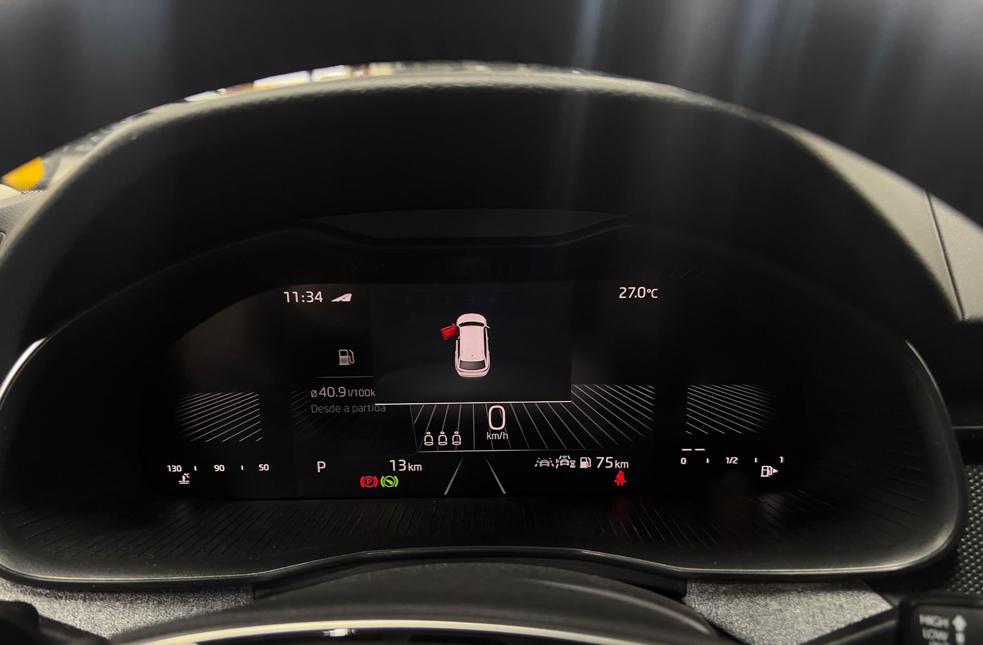Škoda Kamiq 1.0 TSI Selection DSG - foto 24