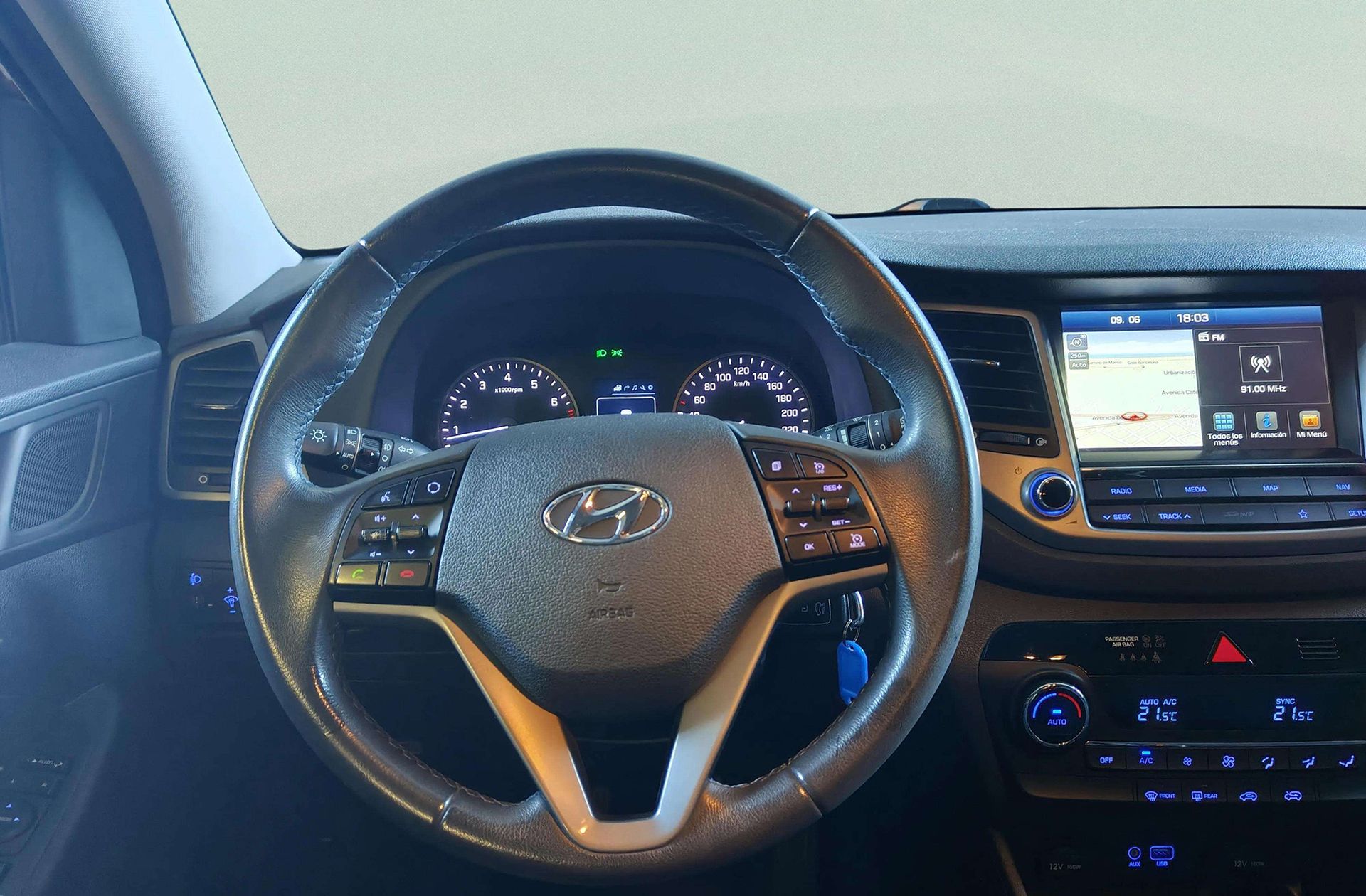 Hyundai Tucson 1.6 GDI BlueDrive Link 4x2 - foto 23