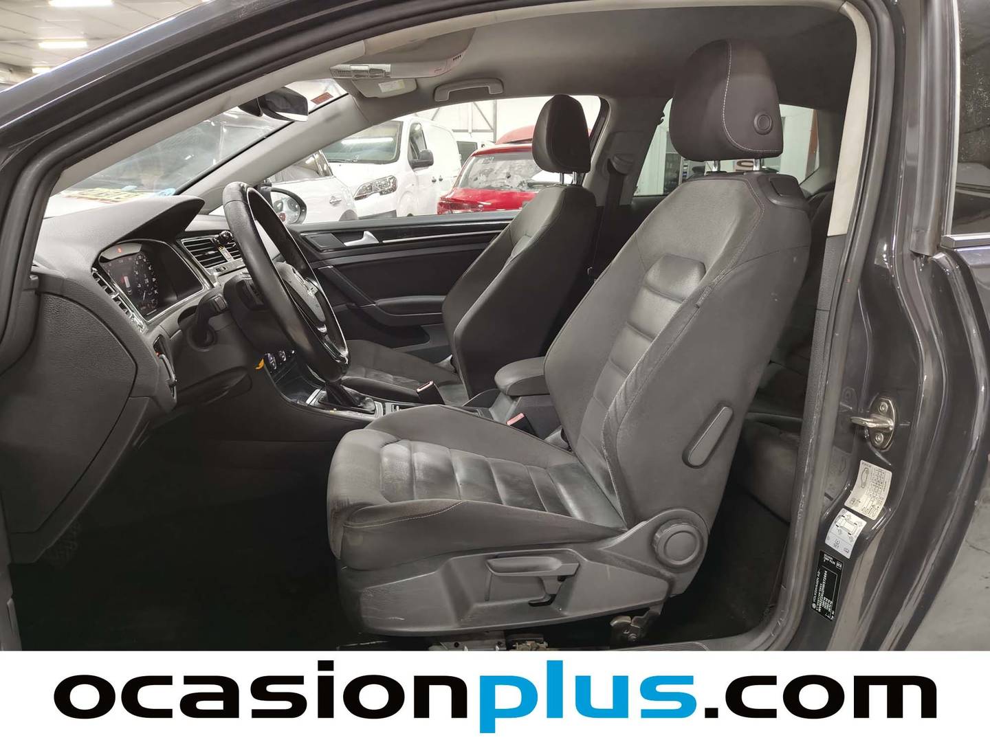 Foto Volkswagen Golf Volkswagen Golf Sport 2.0 TDI  Pack R-line (150 CV) DSG