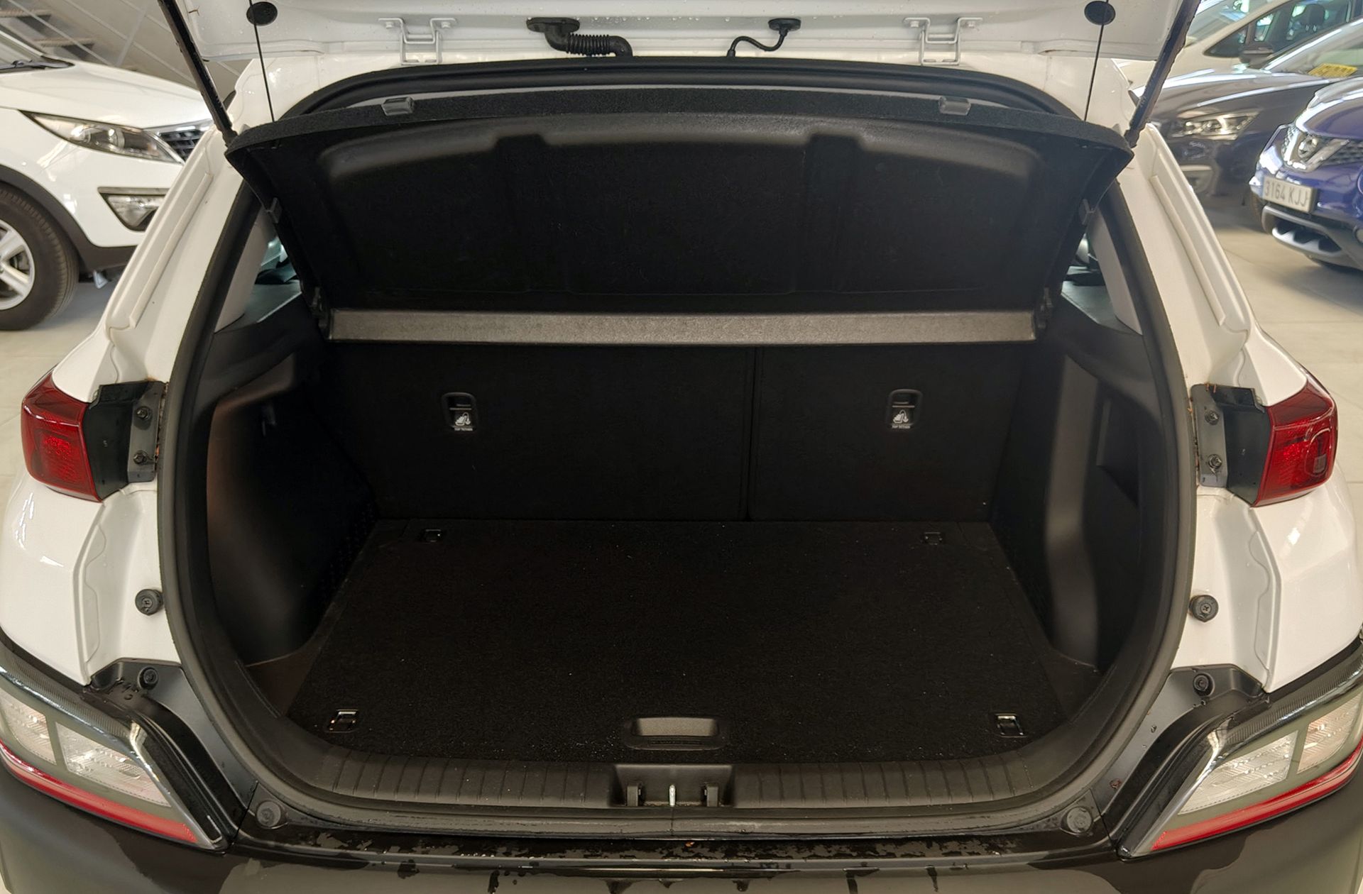 Hyundai Kona 1.6 GDI HEV Maxx DCT - foto 14