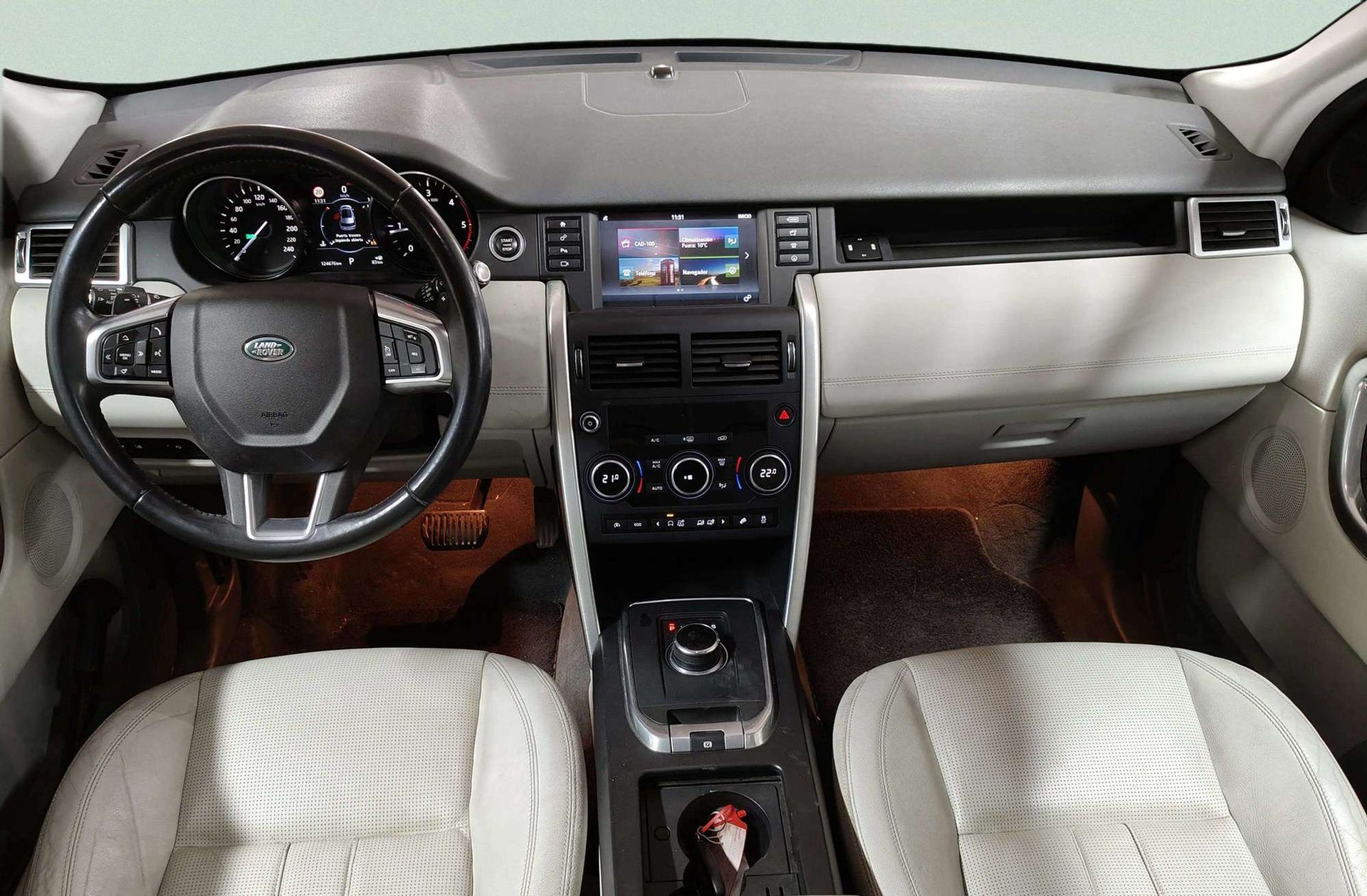 Land Rover Discovery Sport 2.0L TD4 HSE 4x4 - foto 8