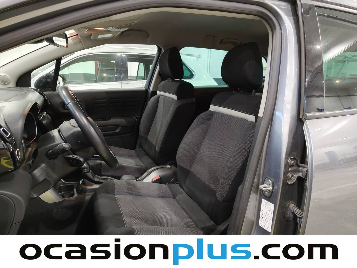 Foto asientos delanteros Citroën C3 Aircross Citroën C3 Aircross PureTech 110 S&S Shine EAT6 (110 CV)