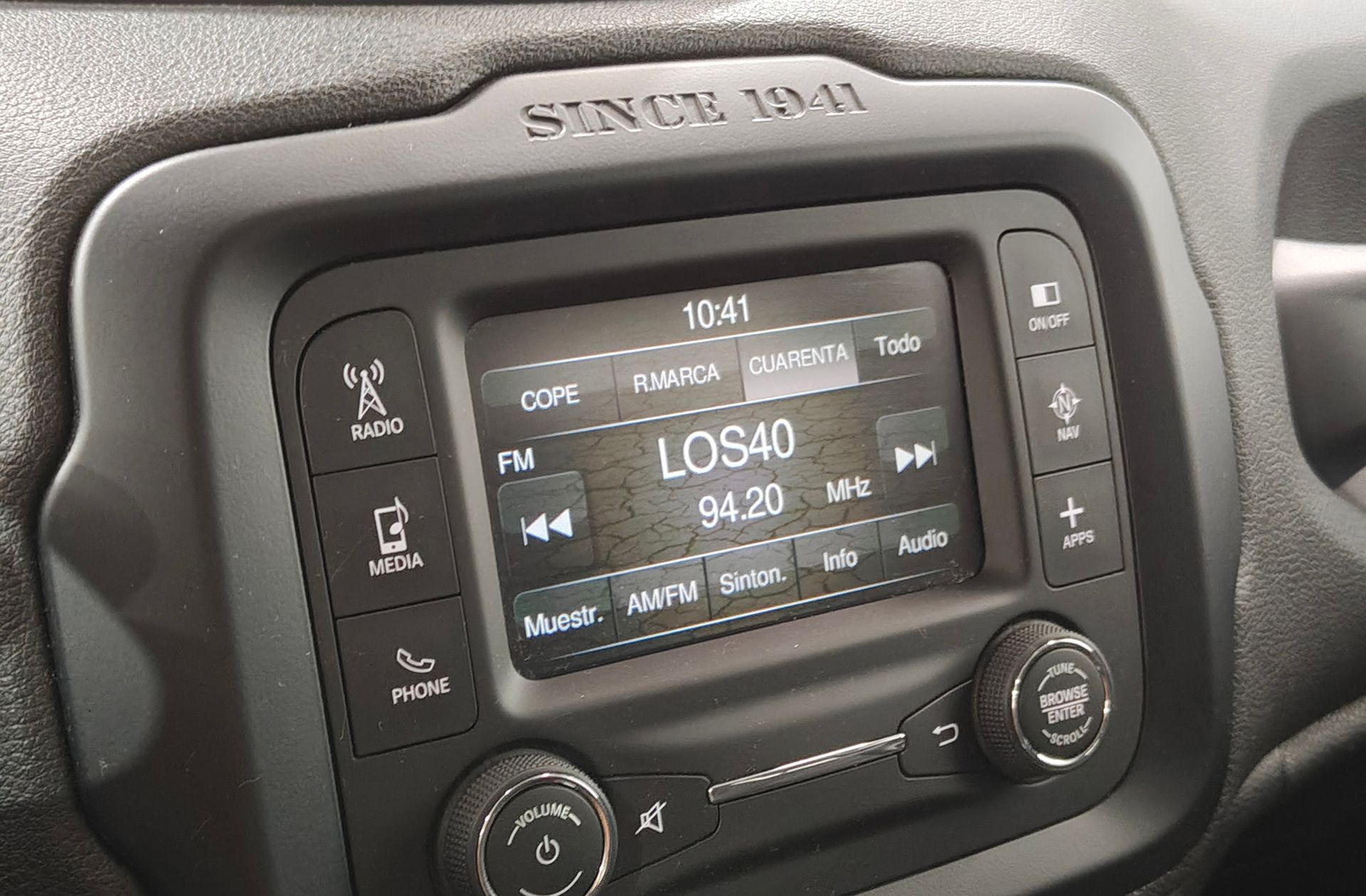 Jeep Renegade 1.6 MultiJet Dawn of Justice 4x2 - foto 33