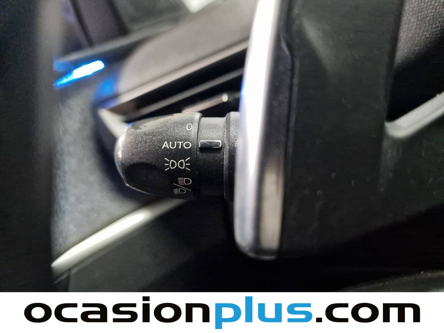 Foto Peugeot 3008 Peugeot 3008 BlueHDi 120 S&S Allure EAT6 (120 CV)