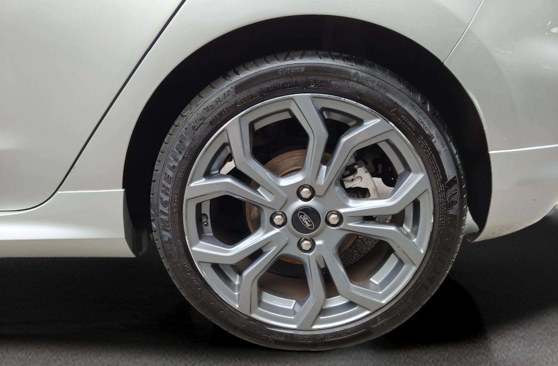 Ford Fiesta 1.0 EcoBoost ST-Line - foto 31