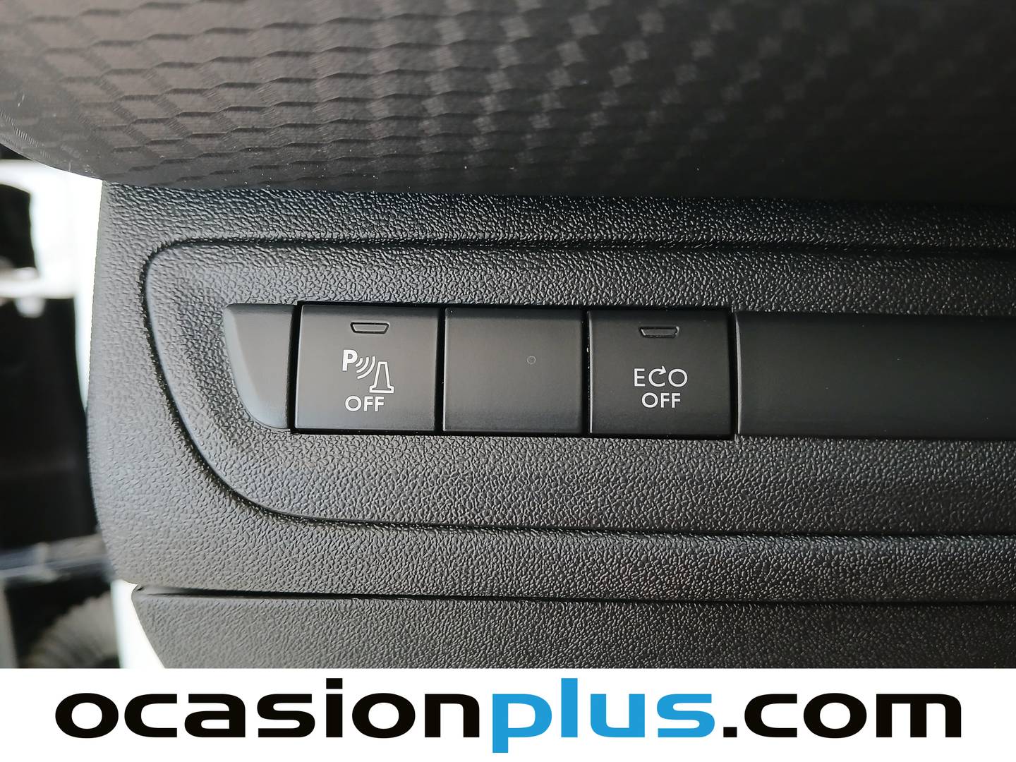 Equipamiento del Peugeot 2008 Peugeot 2008 PureTech 130 S&S GT Line (130 CV)
