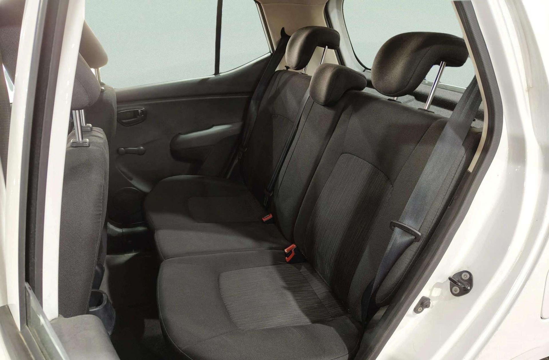 Hyundai i10 1.2 Comfort - foto 9