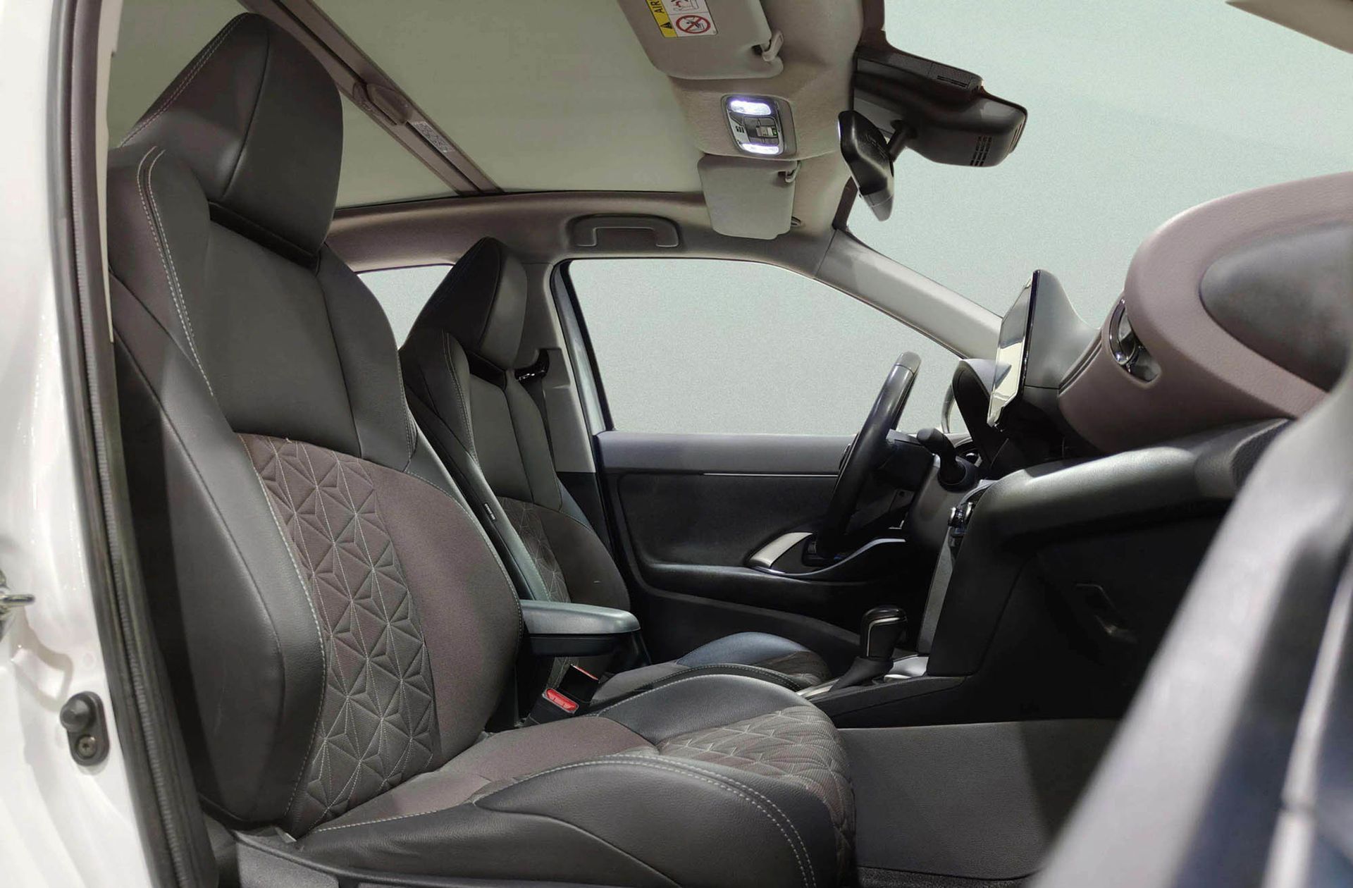 Toyota Yaris Cross 120H Style Plus - foto 21
