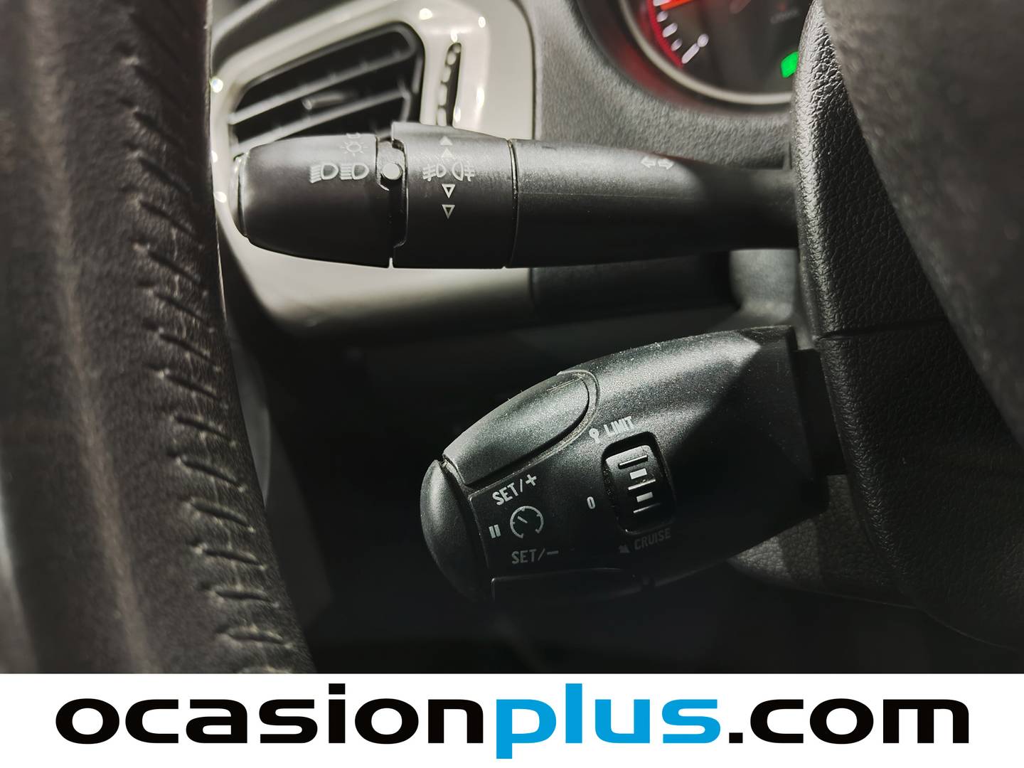Equipamiento del Citroën C-Elysée Citroën C-Elysee BlueHDi 100 Shine (100 CV)