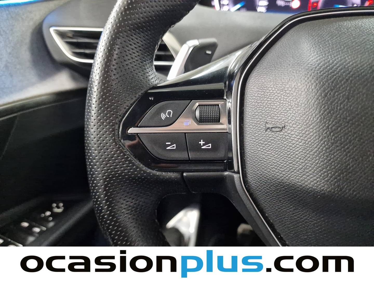 Foto Peugeot 3008 Peugeot 3008 PureTech 130 S&S GT EAT8 (130 CV)