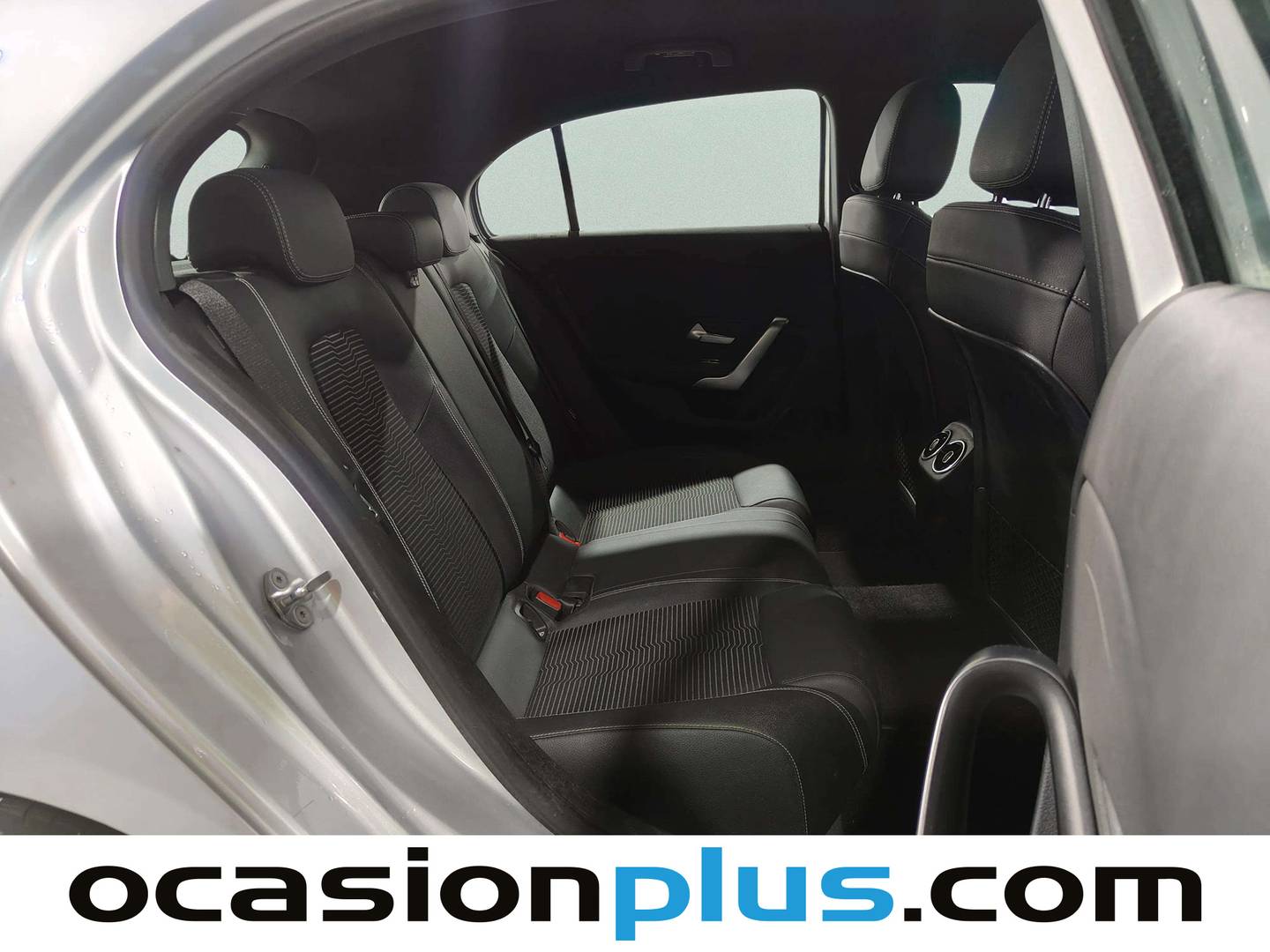 Foto asientos traseros Mercedes Clase A Mercedes Clase A 180 d (116 CV)