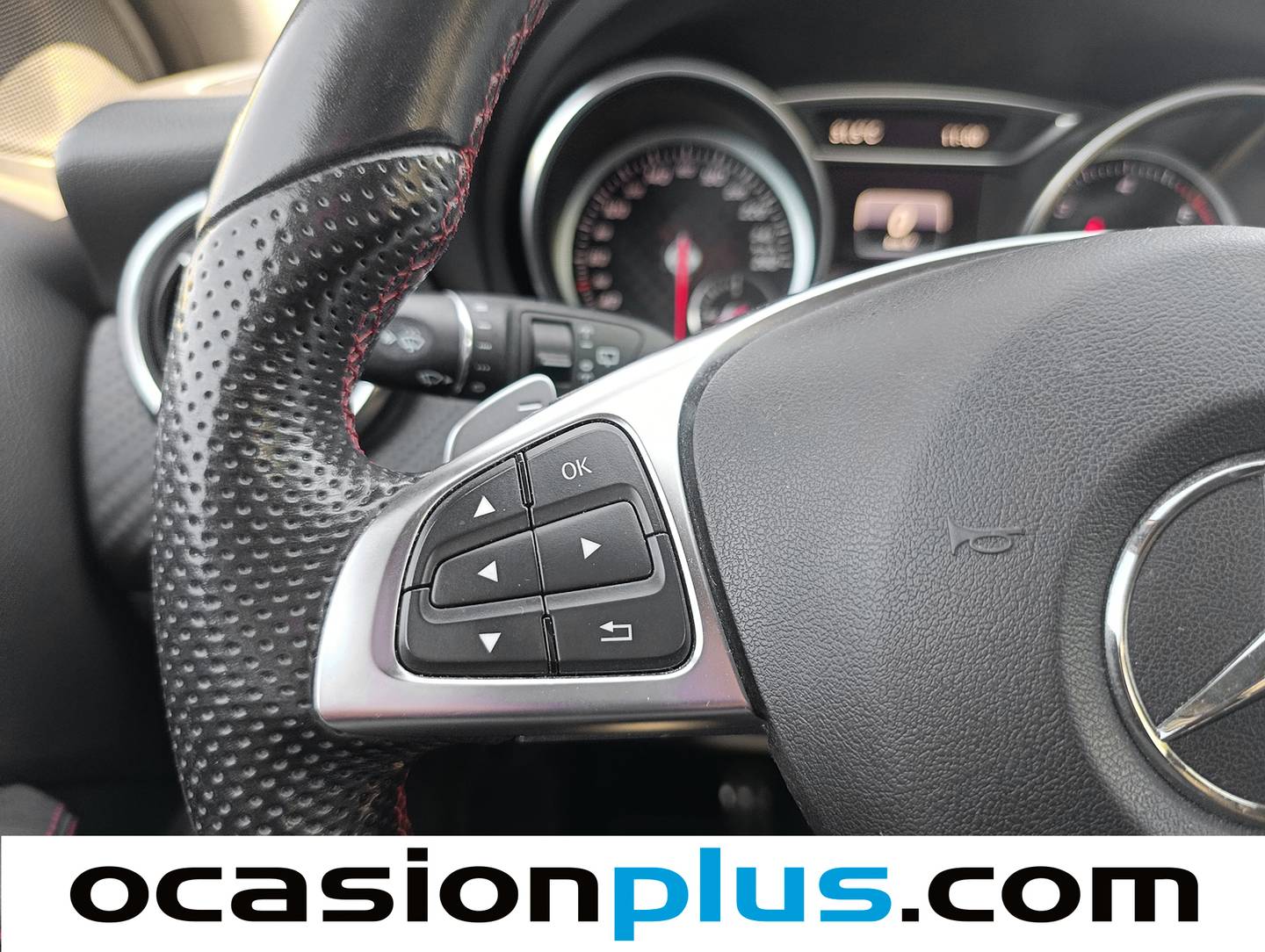 Mercedes Clase A Mercedes Clase A 200 d AMG Line (136 CV) seminuevo