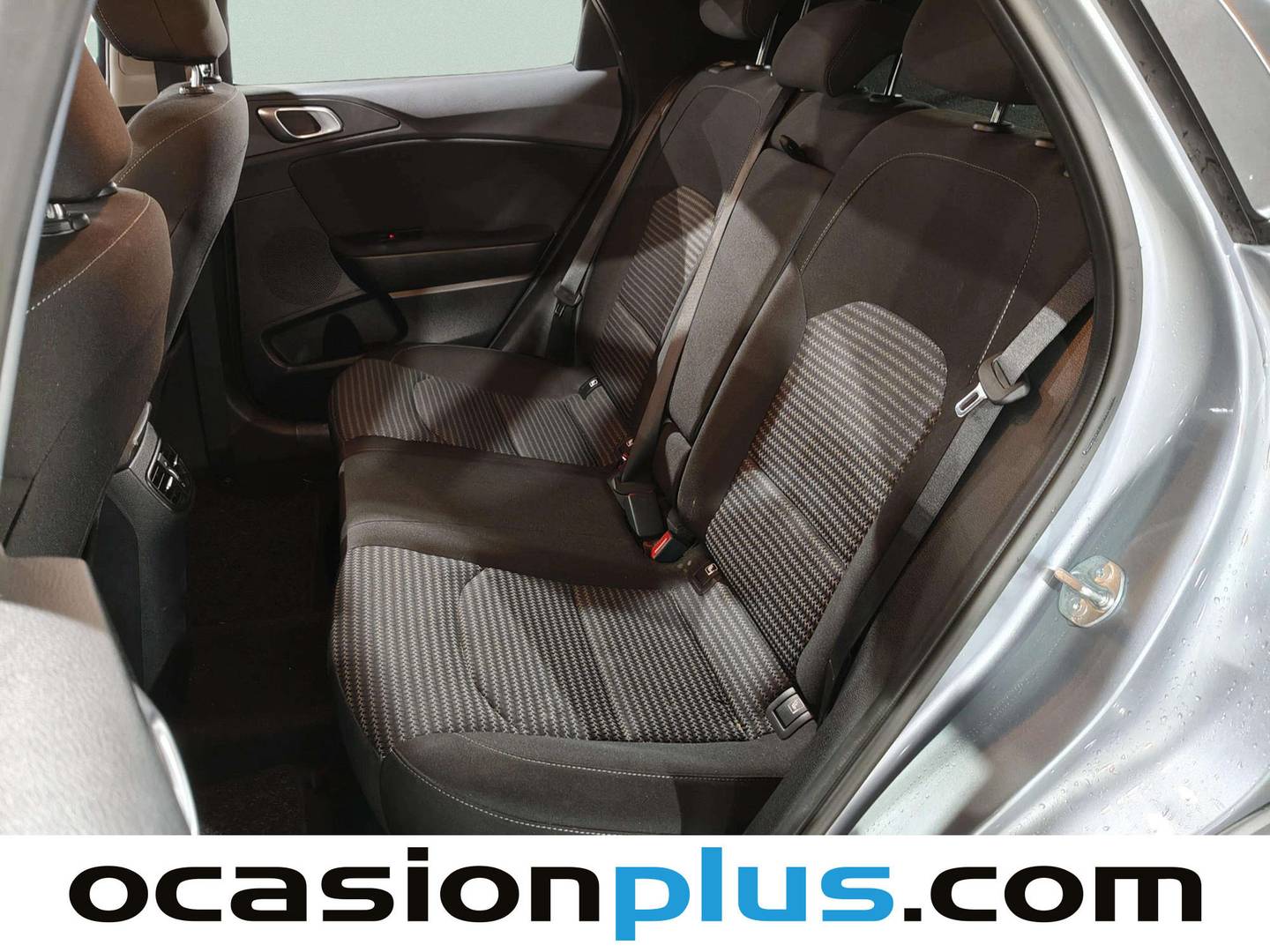 Foto asientos traseros KIA XCeed KIA XCeed 1.0 T-GDi Drive (100 CV)