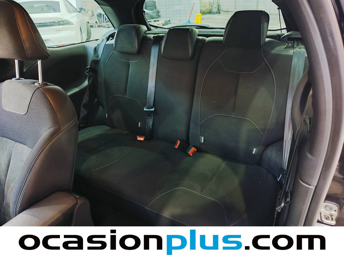 Foto asientos traseros DS DS 3 DS DS3 Crossback PureTech 110 Café Racer EAT6 (110 CV)