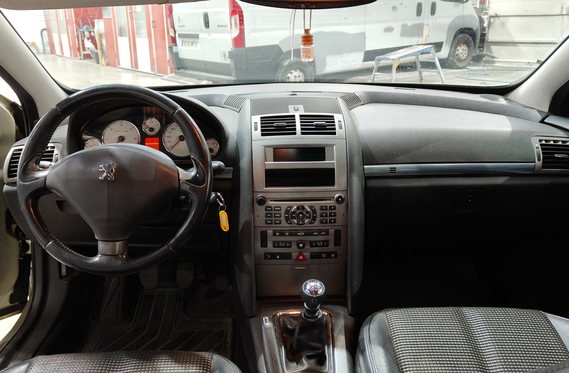 Peugeot 407 2.0 HDi ST Sport Pack - foto 6
