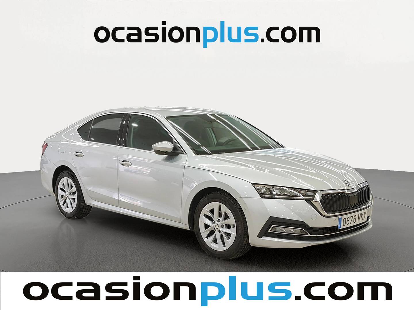 Foto delantera Skoda Octavia Skoda Octavia 1.5 TSI m-HEV Selection DSG (150 CV) izquierda