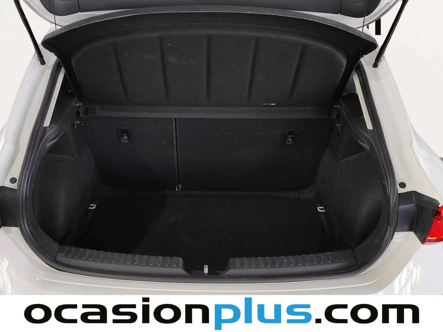 Fotos maletero Seat León Seat León 1.5 TSI S&S Style XL (130 CV)