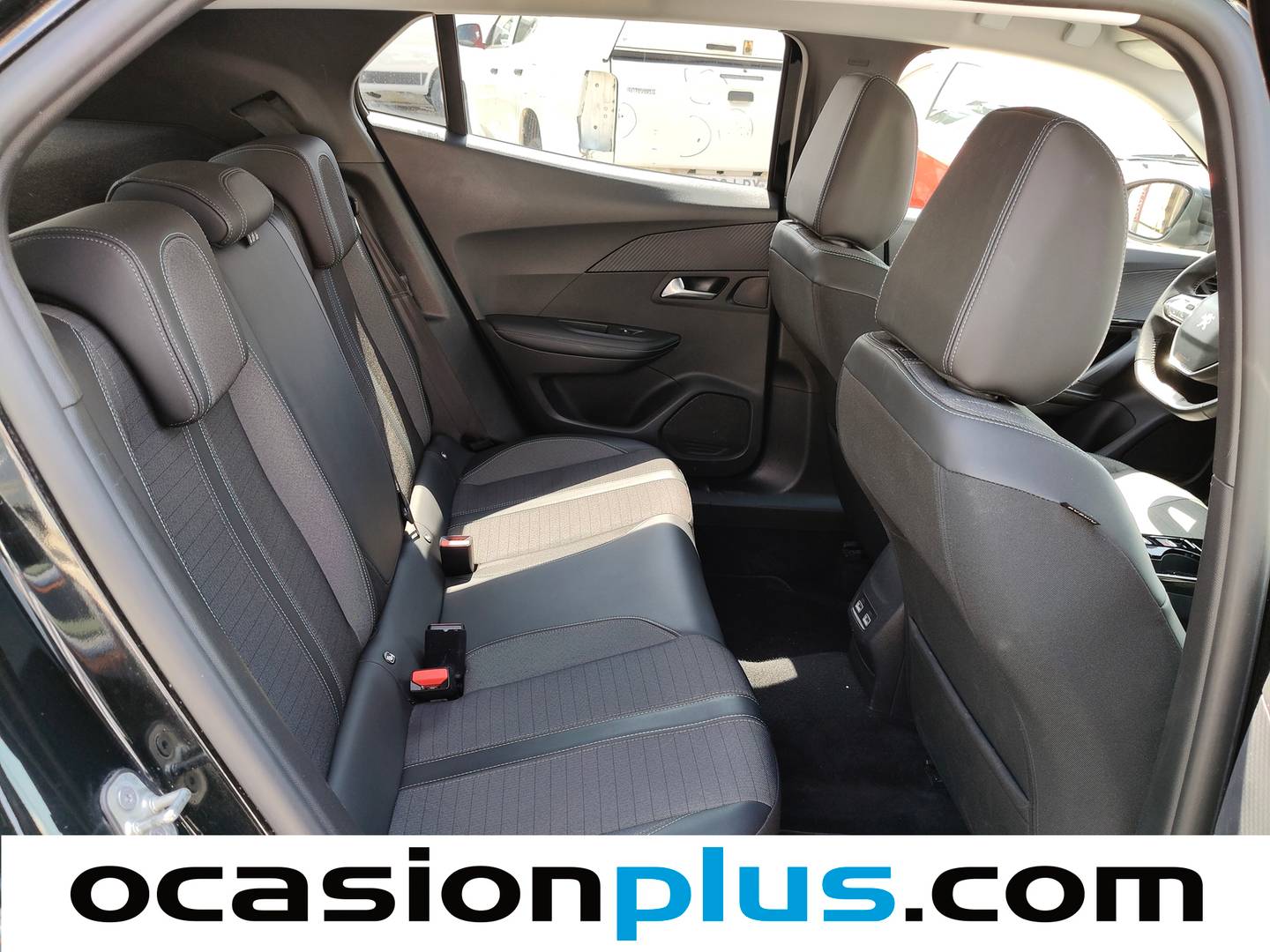 Peugeot 2008 Peugeot 2008 BlueHDi 130 S&S Allure EAT8 (130 CV) automático