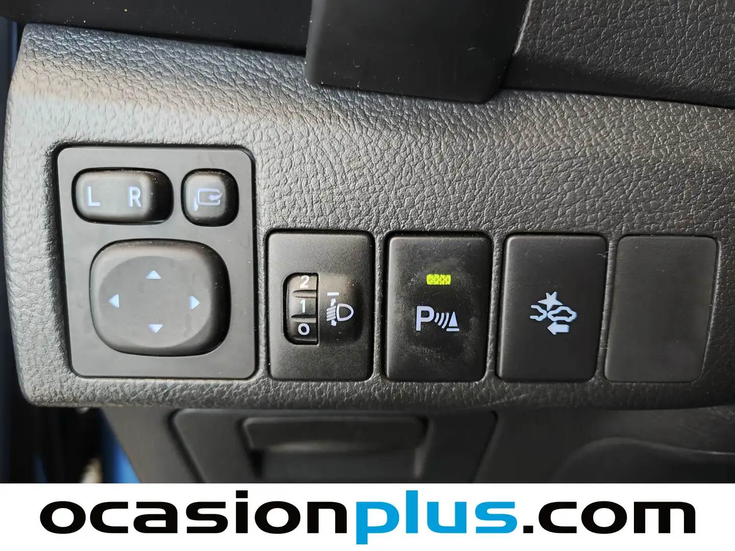 Foto Toyota Auris Toyota Auris 1.8 Hybrid Active  (136 CV)