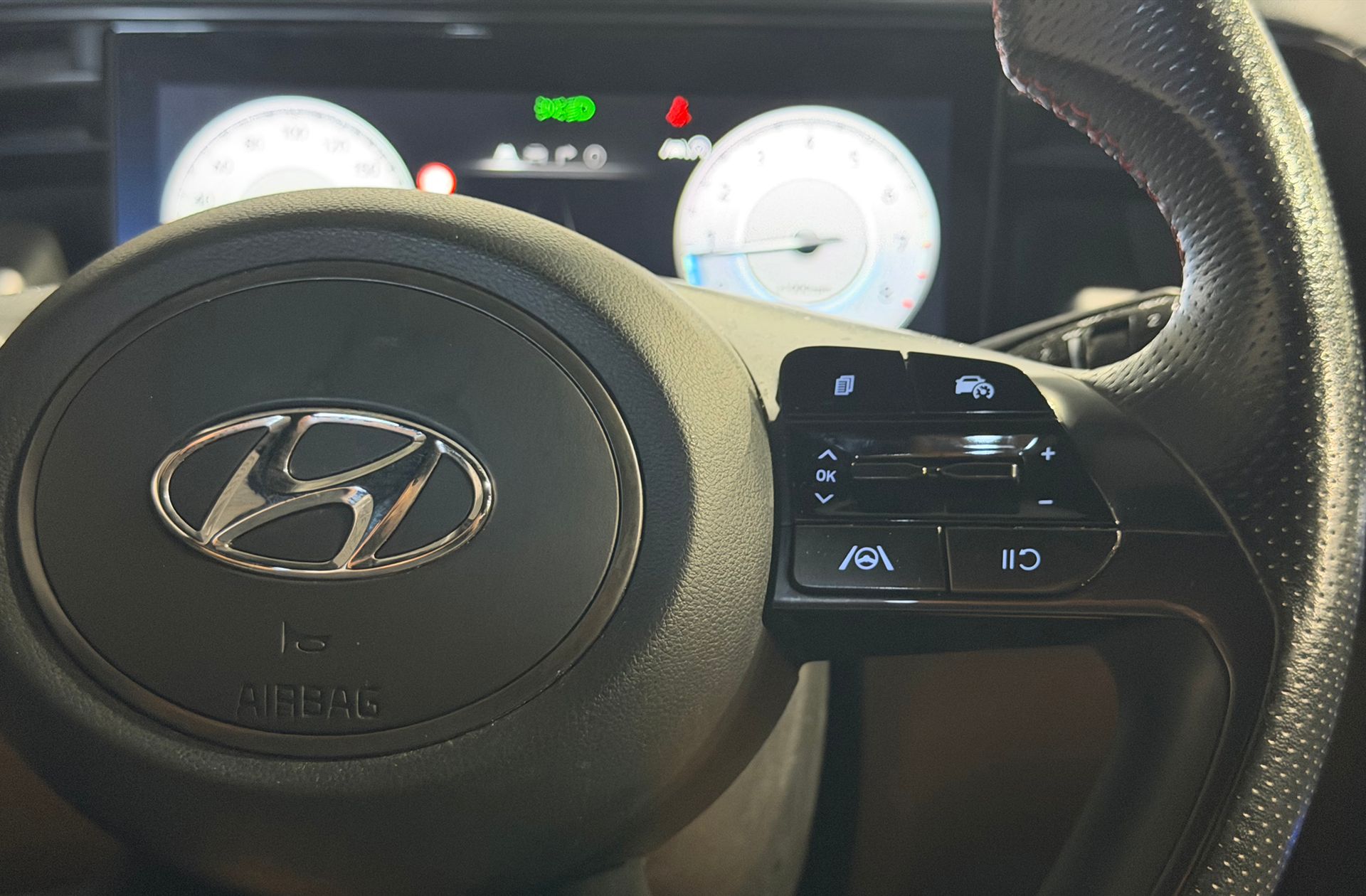 Hyundai Tucson 1.6 T-GDi N-Line 30 Aniversario - foto 28