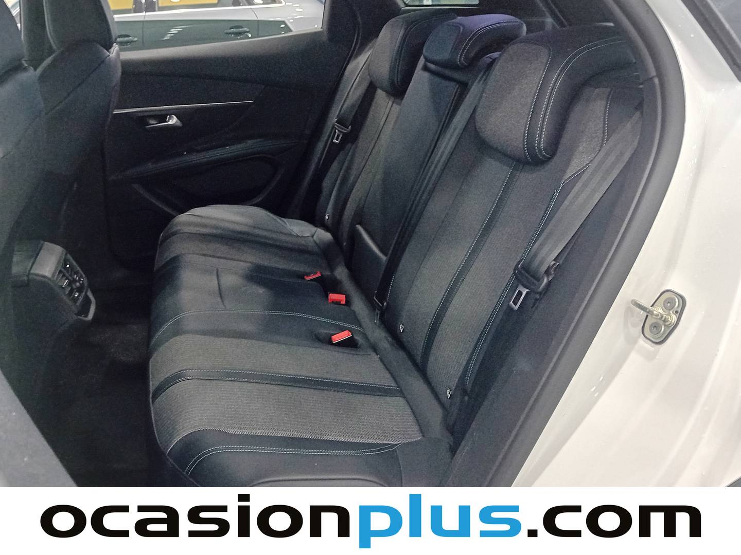 Foto Peugeot 3008 Hybrid Peugeot 3008 Hybrid 300 Allure Pack e-EAT8 (300 CV)