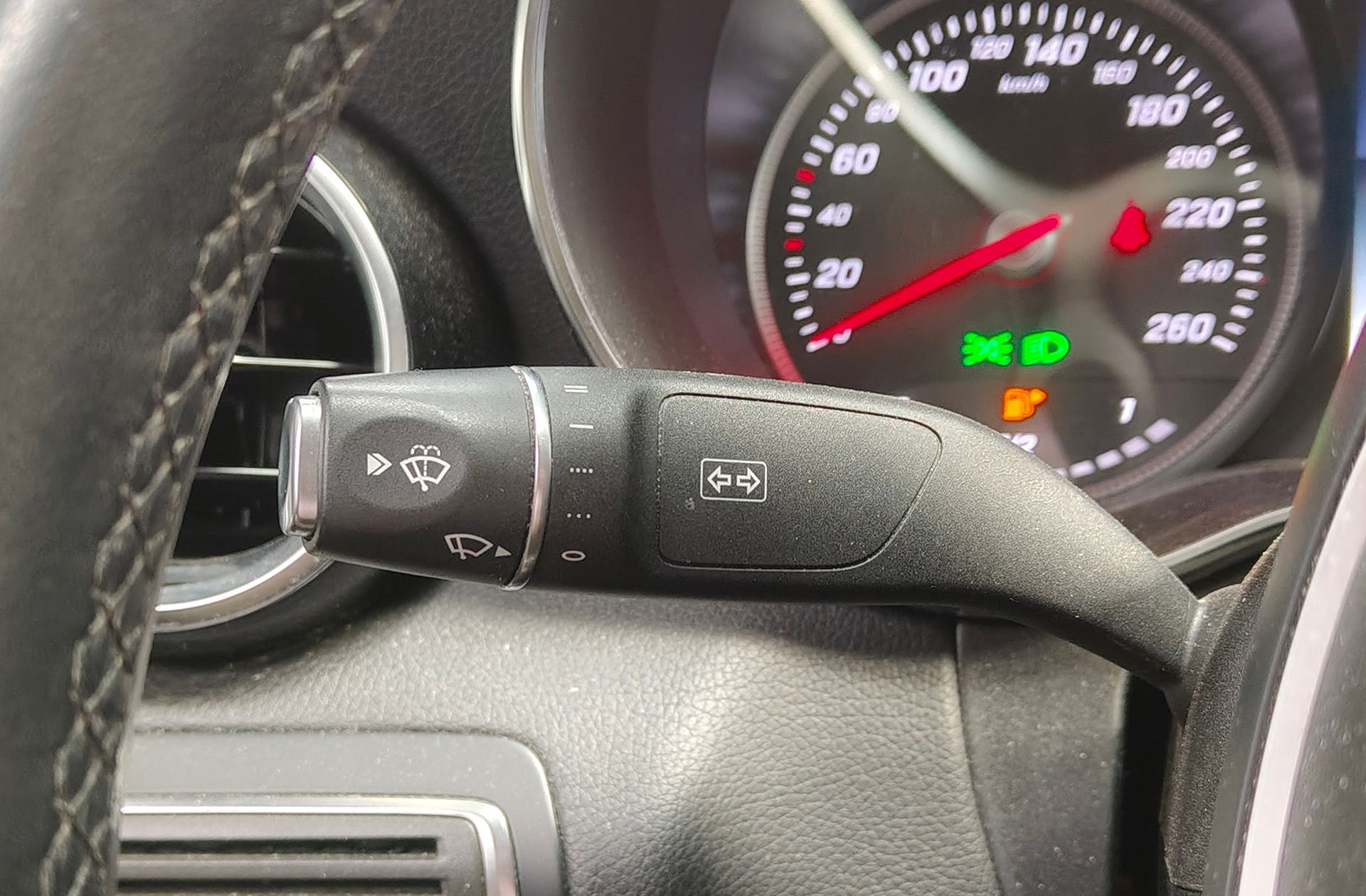 Mercedes-Benz Clase C 220 d - foto 25