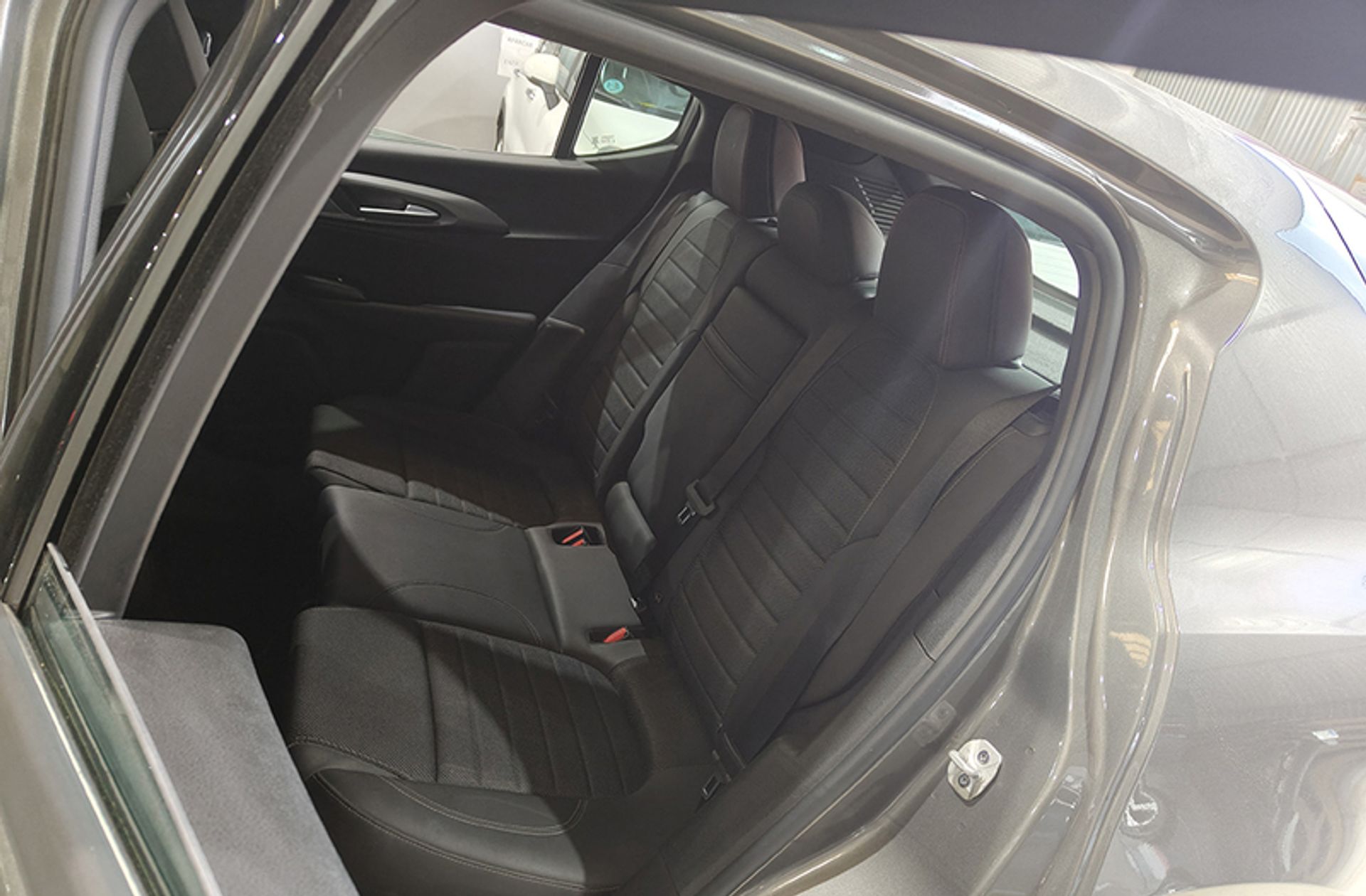 Alfa Romeo Tonale 1.5 MHEV Sprint FWD - foto 12