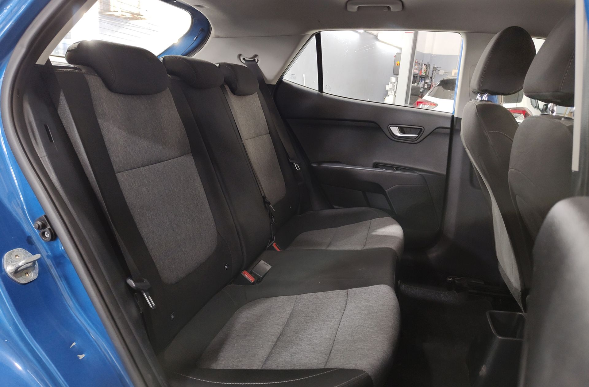 Kia Stonic 1.0 T-GDi Concept - foto 15