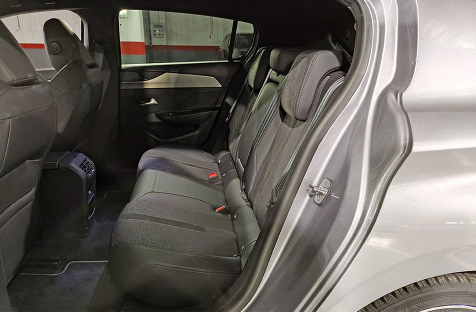 Peugeot 308 PureTech 130 GT EAT8 - foto 15