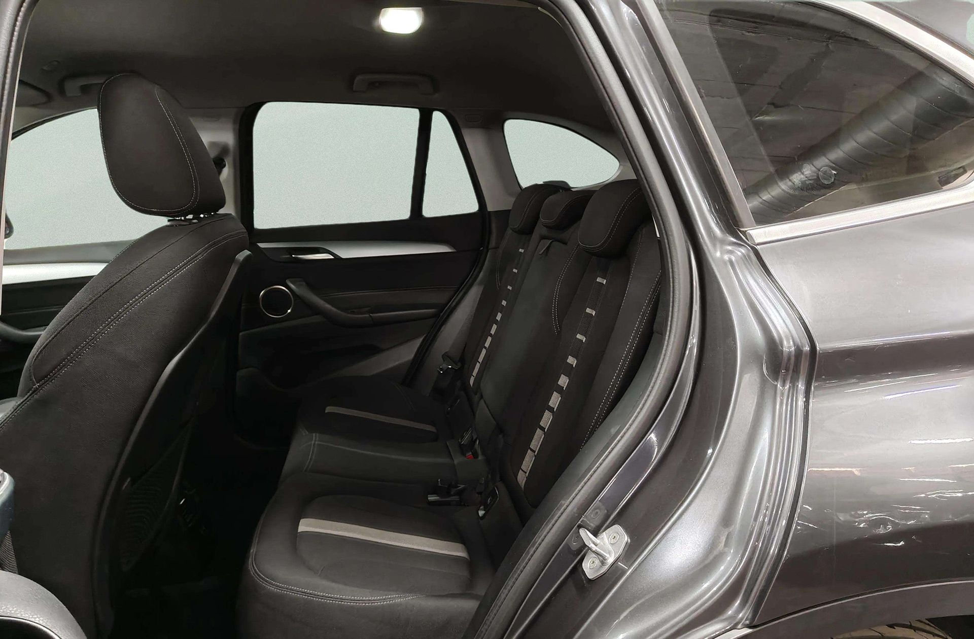 BMW X1 xDrive18d - foto 11