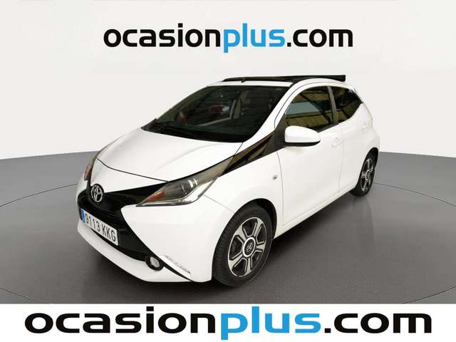 Toyota Aygo 1.0 x-sky (69 CV) de segunda mano