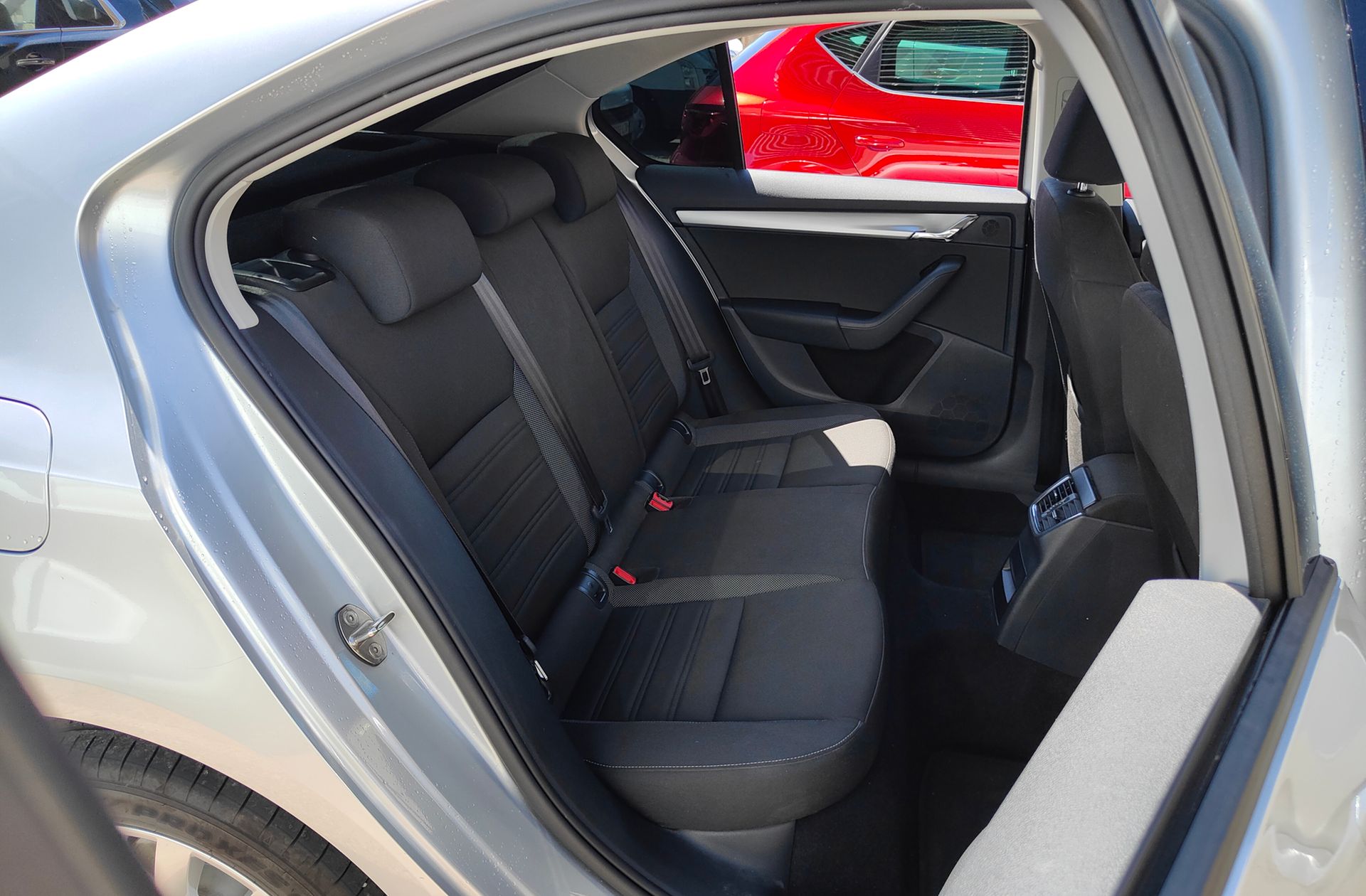 Škoda Octavia 1.4 TSI CNG Like - foto 15