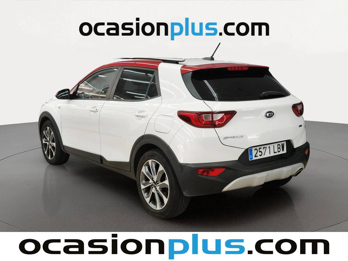 Foto trasera KIA Stonic KIA Stonic 1.6 CRDi VGT Concept (115 CV) izquierda