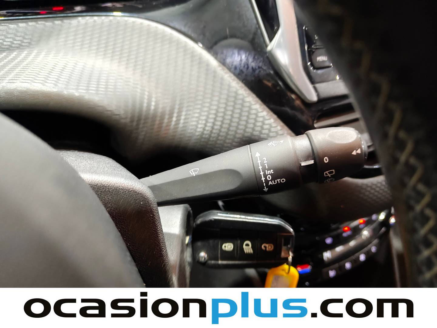 Peugeot 208 Peugeot 208 1.2L PureTech Allure (110 CV) 2015