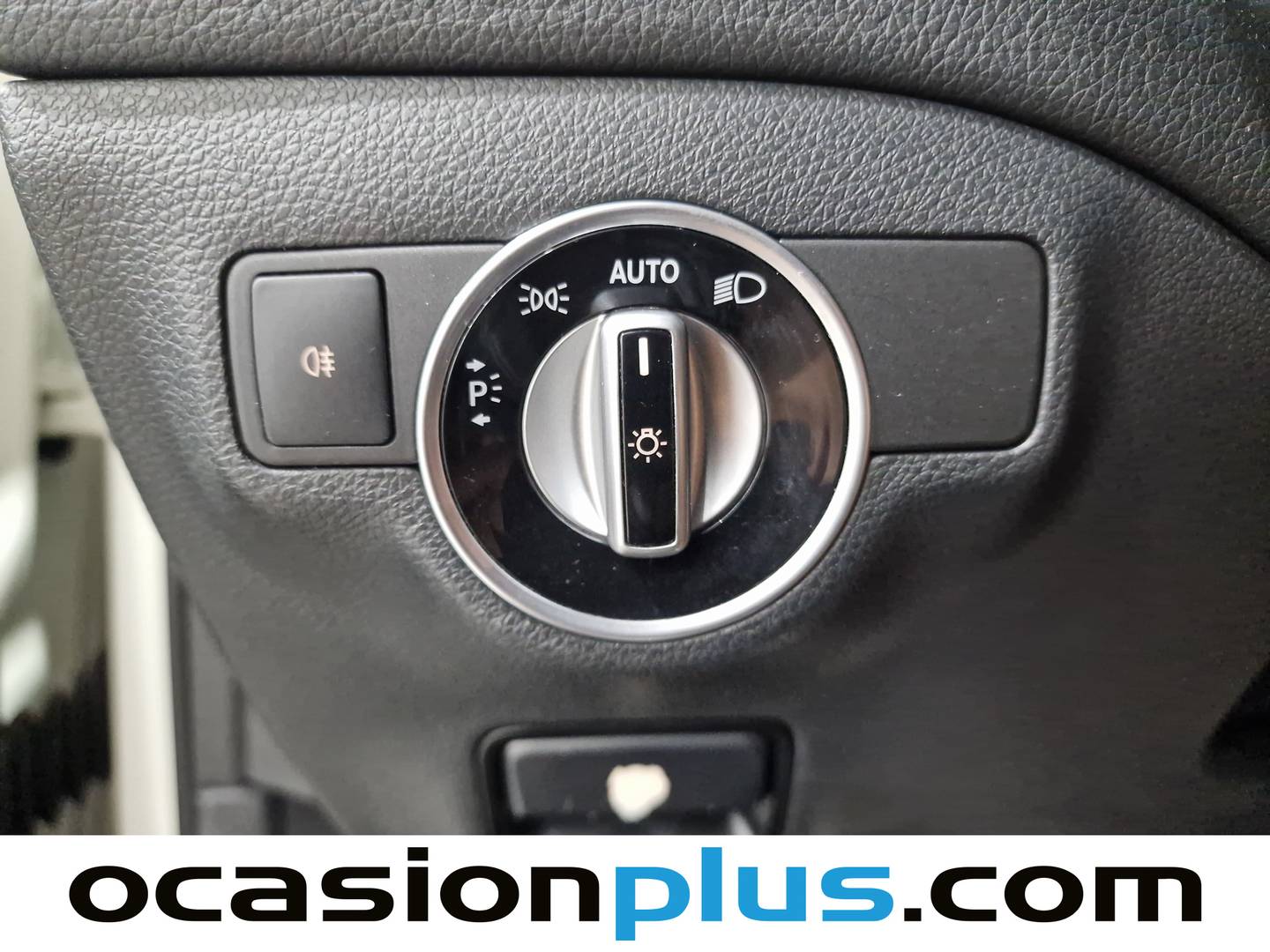 Acabados Mercedes GLA Mercedes GLA 200 d Style (136 CV)