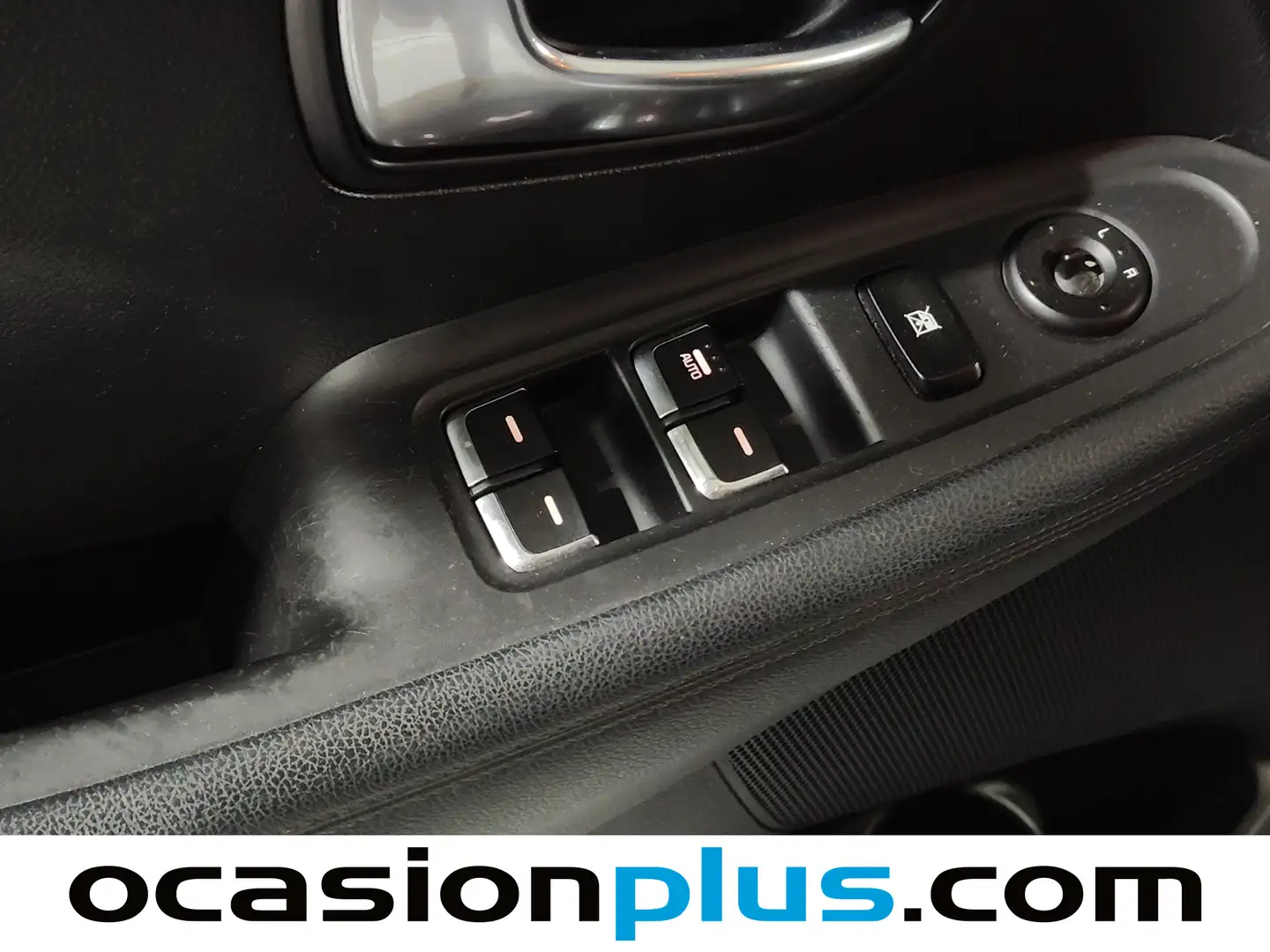 Foto KIA Carens Kia Carens 1.7 CRDi VGT Concept Eco-Dynam (115 CV) 7 Plazas