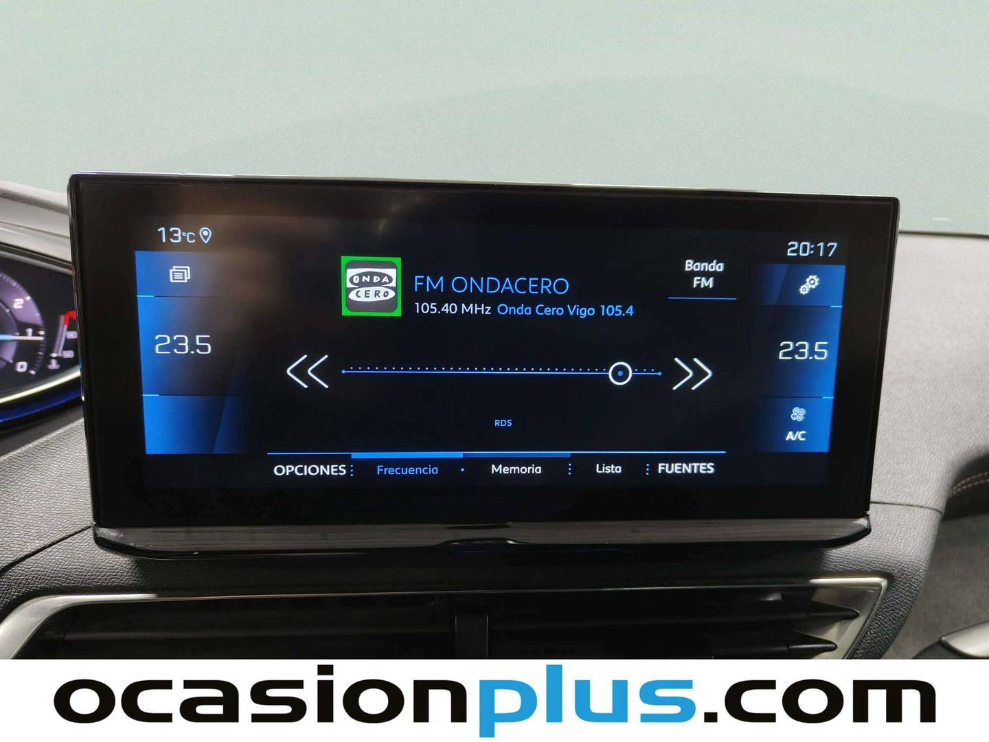 Foto Peugeot 3008 Peugeot 3008 PureTech 130 S&S GT EAT8 (130 CV)