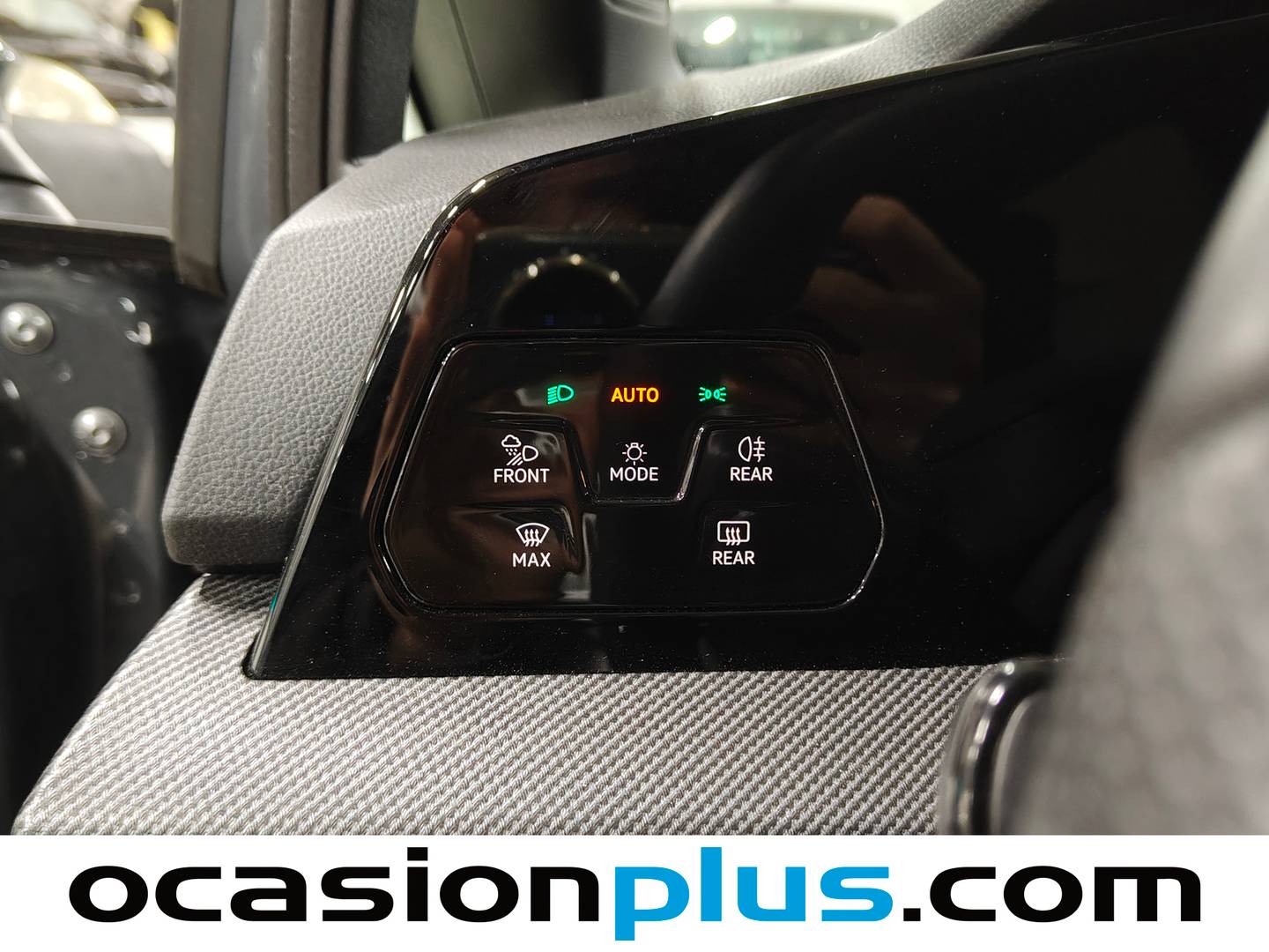 Foto Volkswagen Golf Volkswagen Golf R-Line 2.0 TDI (150 CV) DSG