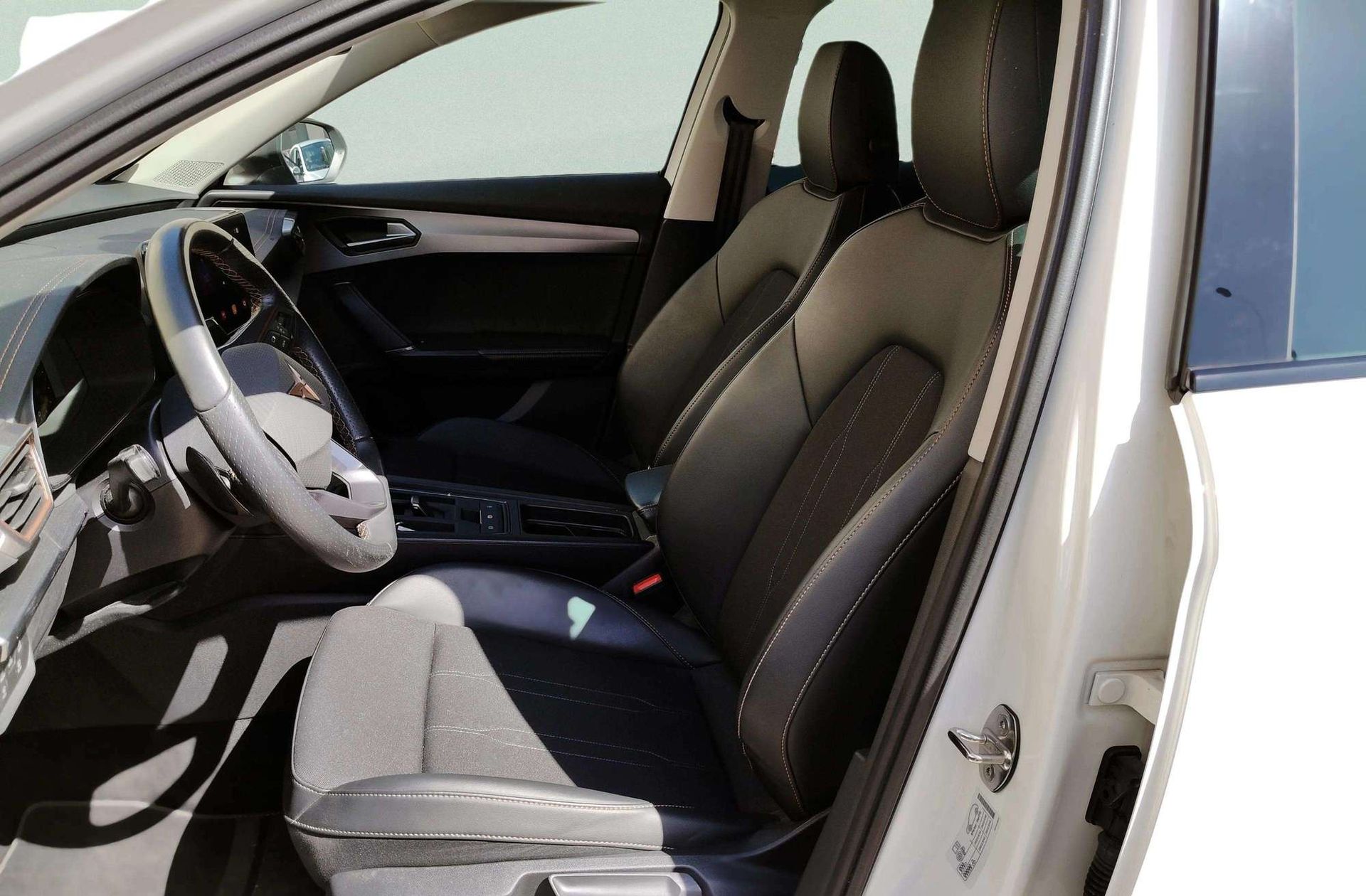 Cupra Formentor 1.4 e-Hybrid DSG - foto 9