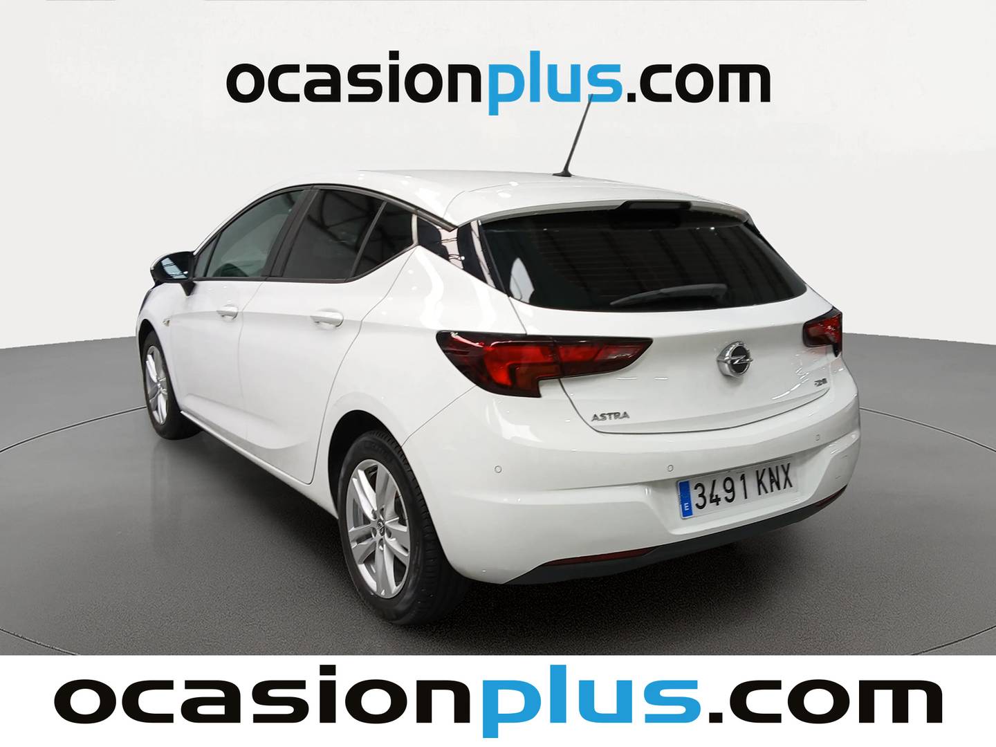 Foto trasera Opel Astra Opel Astra 1.6 CDTi Business + (110 CV) izquierda