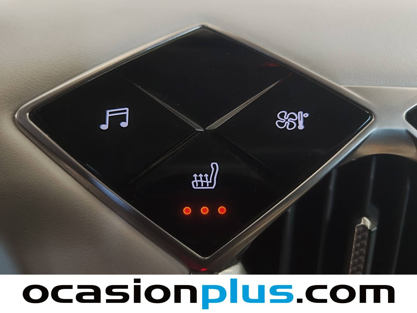 Extras del DS DS 3 Crossback DS DS3 BlueHDi 100 So Chic (100 CV)