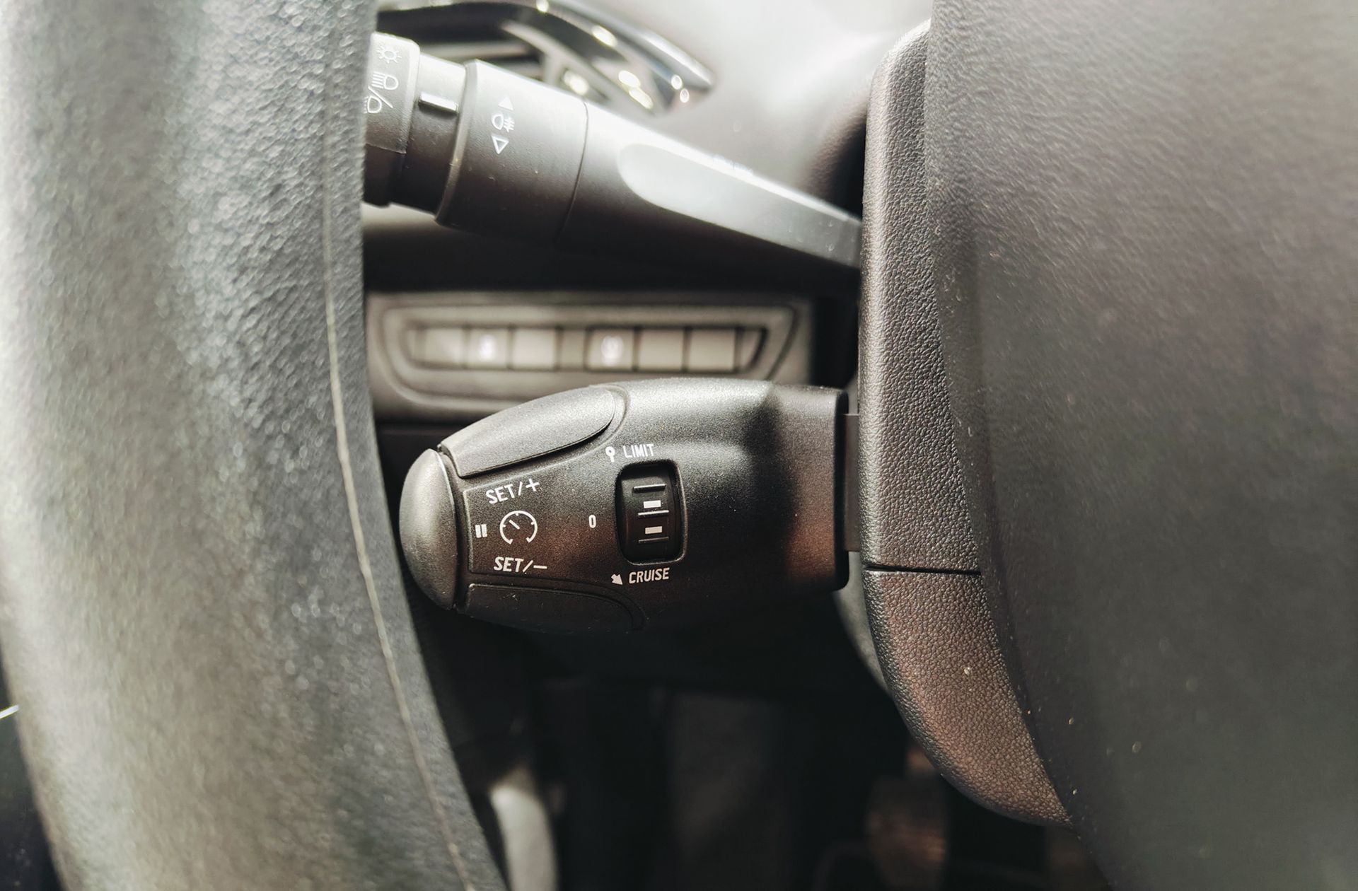 Peugeot 208 1.0L PureTech Access - foto 21
