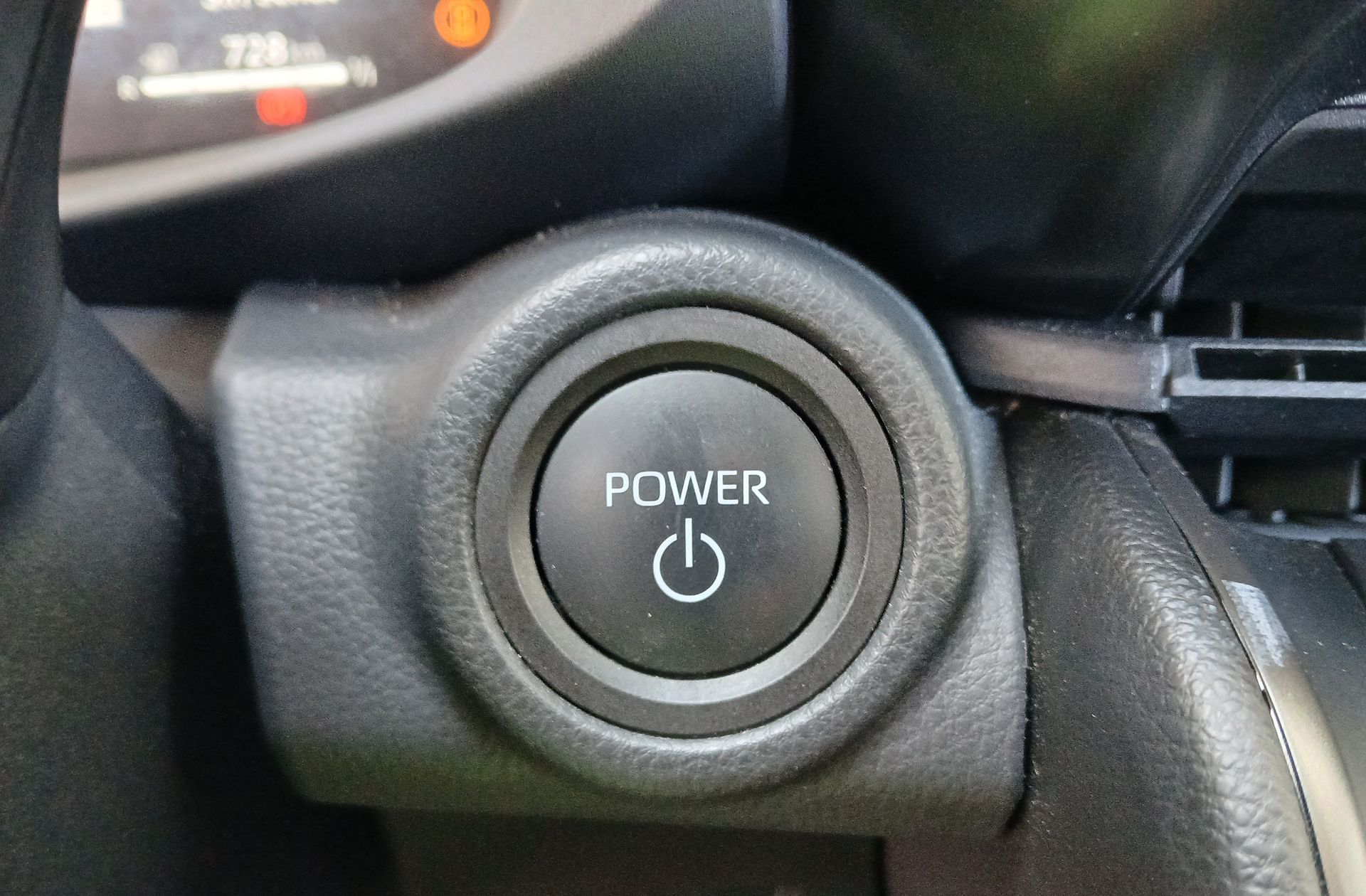 Toyota C-HR 140H Advance - foto 31