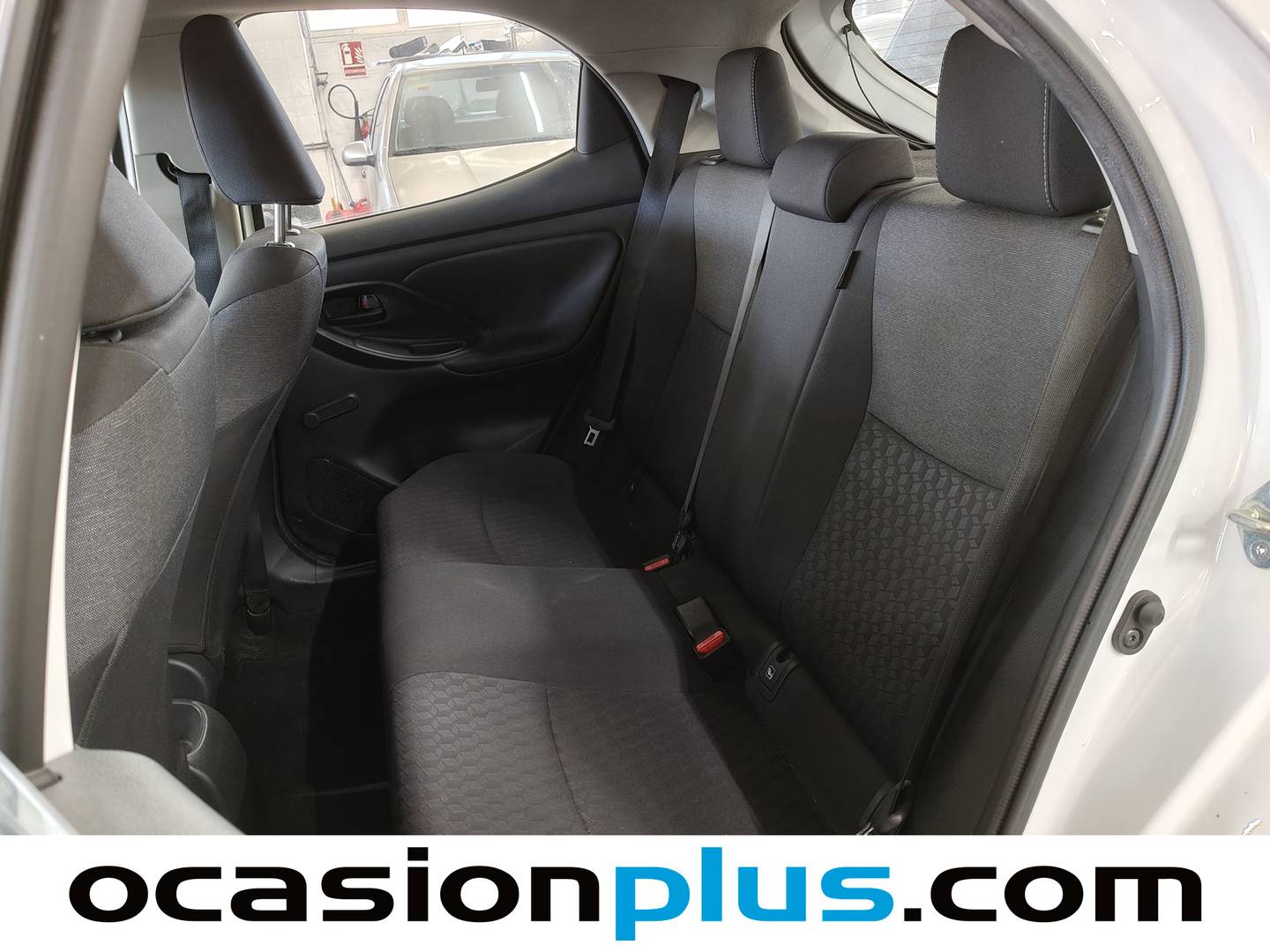 Foto asientos traseros Toyota Yaris Toyota Yaris 1.0 70 Business (69 CV)