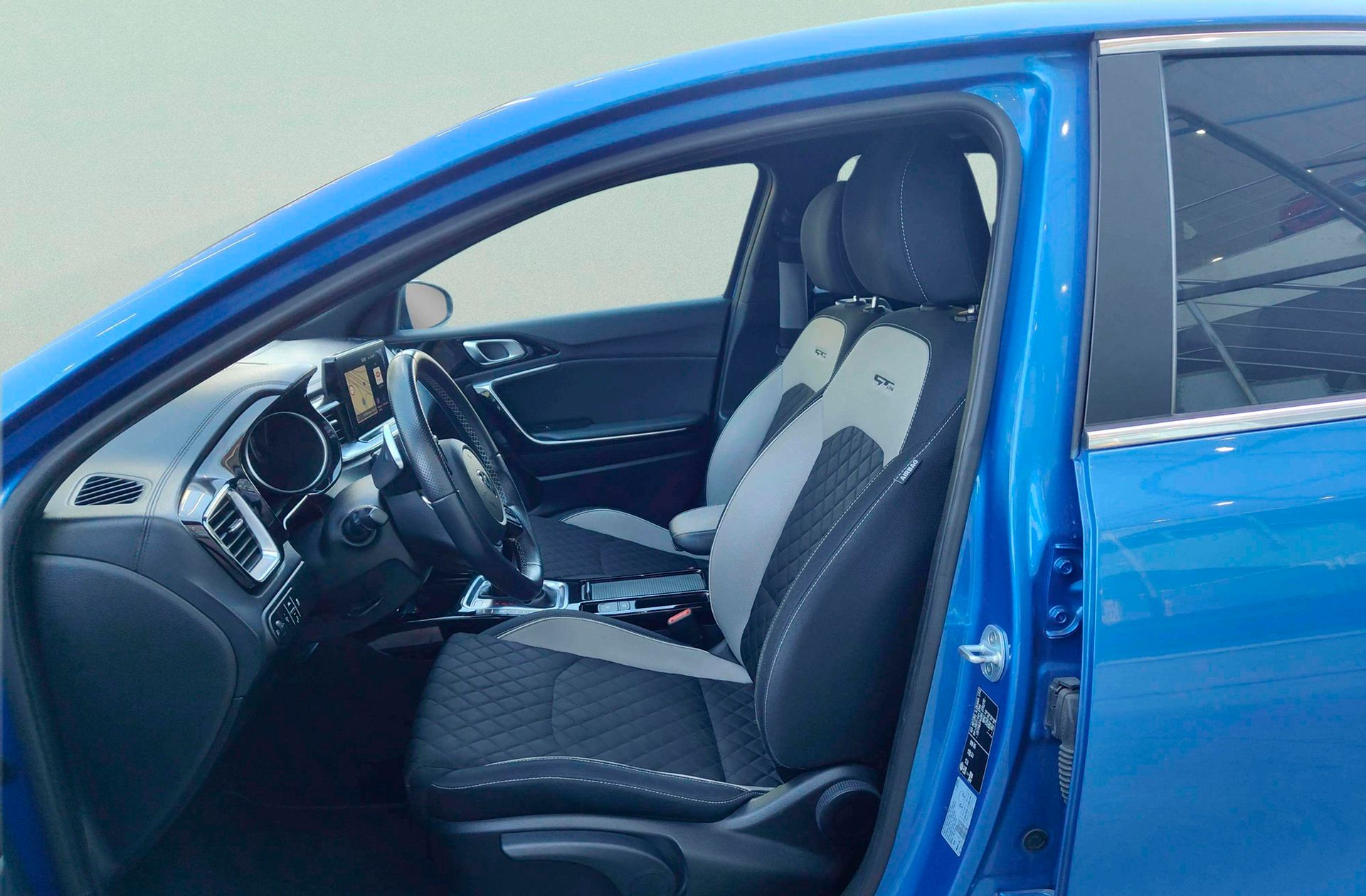 Kia Ceed 1.4 T-GDi GT Line DCT - foto 12