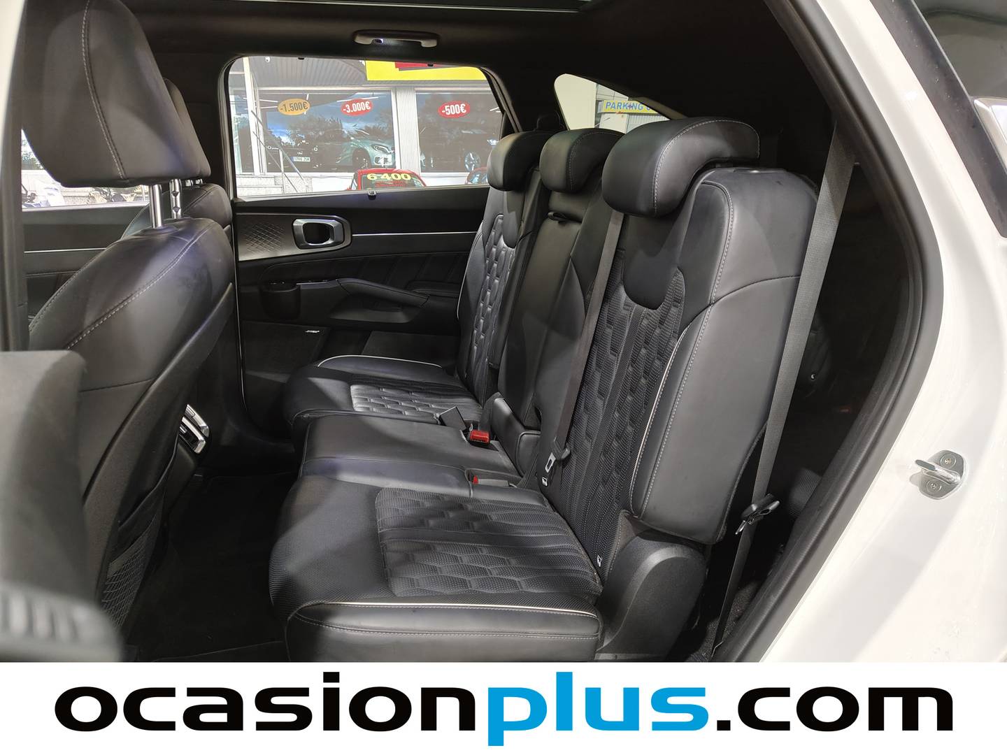 Foto asientos traseros KIA Sorento KIA Sorento 2.2 CRDi Emotion DCT 4x4 (Pack Luxury) (200 CV) 7 Plazas