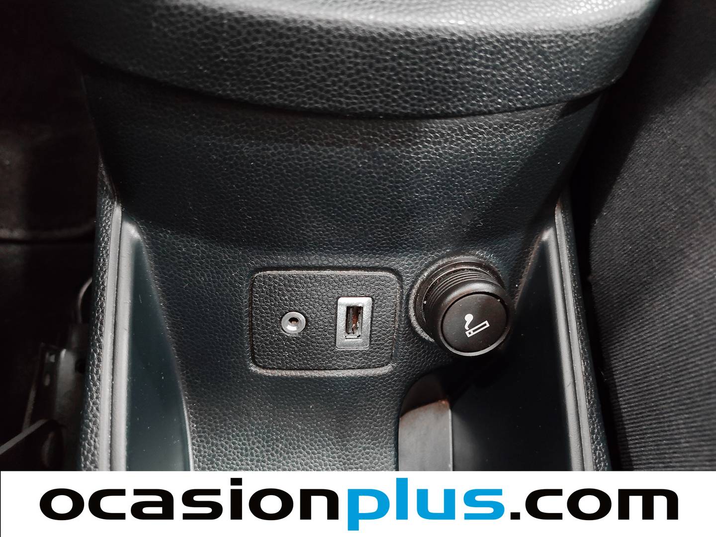 Extras y acabados del Ford Fiesta Ford Fiesta 1.4 TDCI Trend (70 CV)