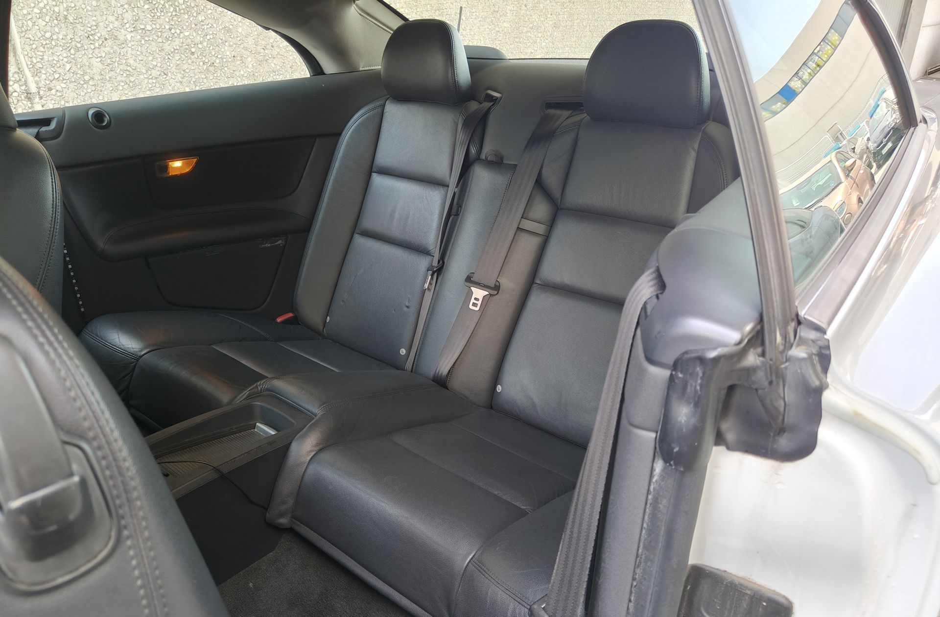 Volvo C70 2.0 D Momentum - foto 10